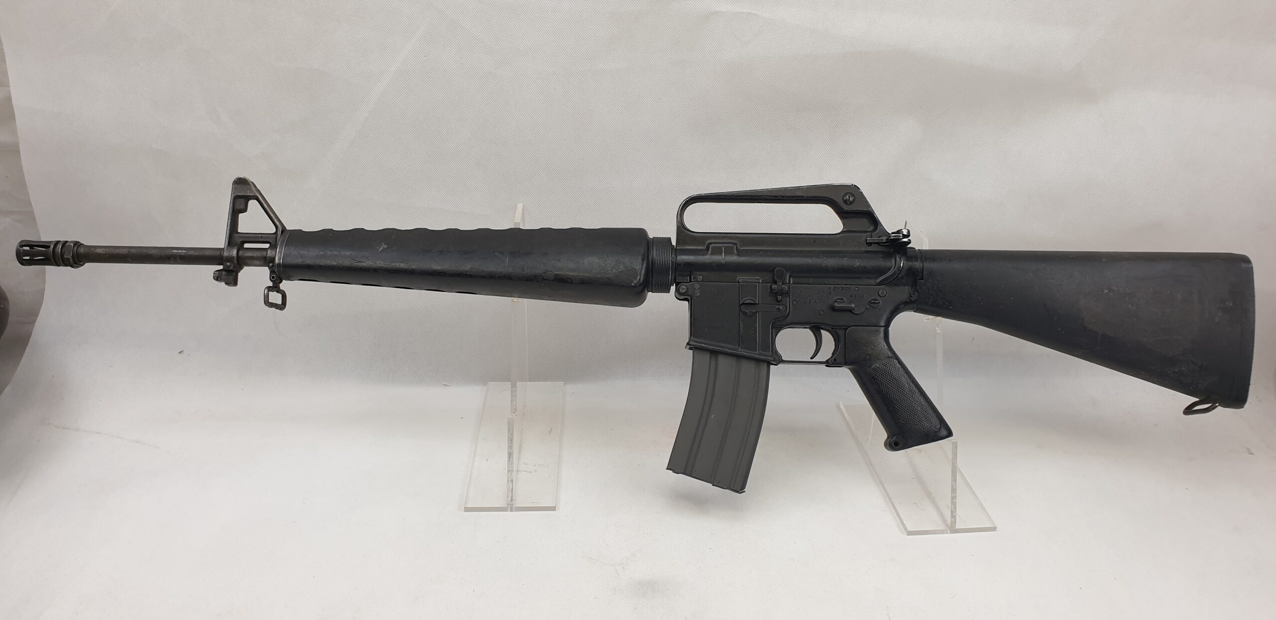 American Vietnam Era M16A1 Assault Rifle – Deactivated - Image 2