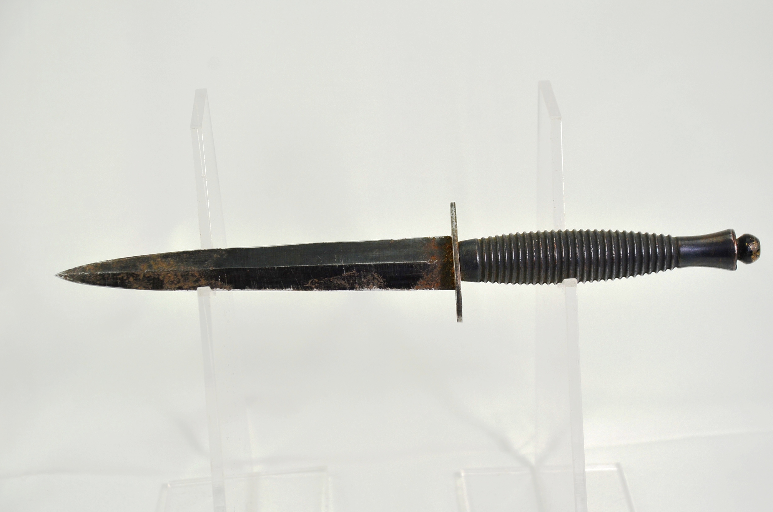 British Fairbairn-Sykes 3rd Pattern Commando Knife and Scabbard #2 - Image 5
