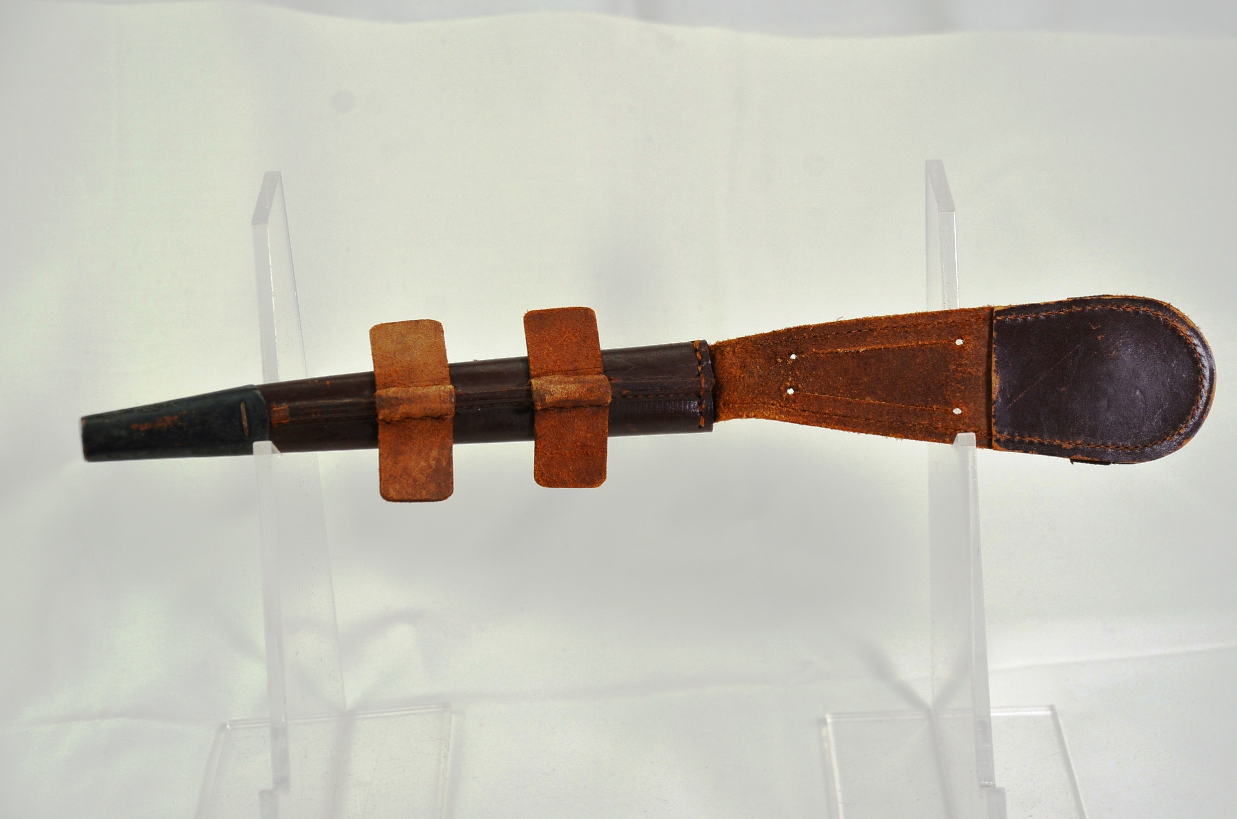 British Fairbairn-Sykes 3rd Pattern Commando Knife and Scabbard #2 - Image 9