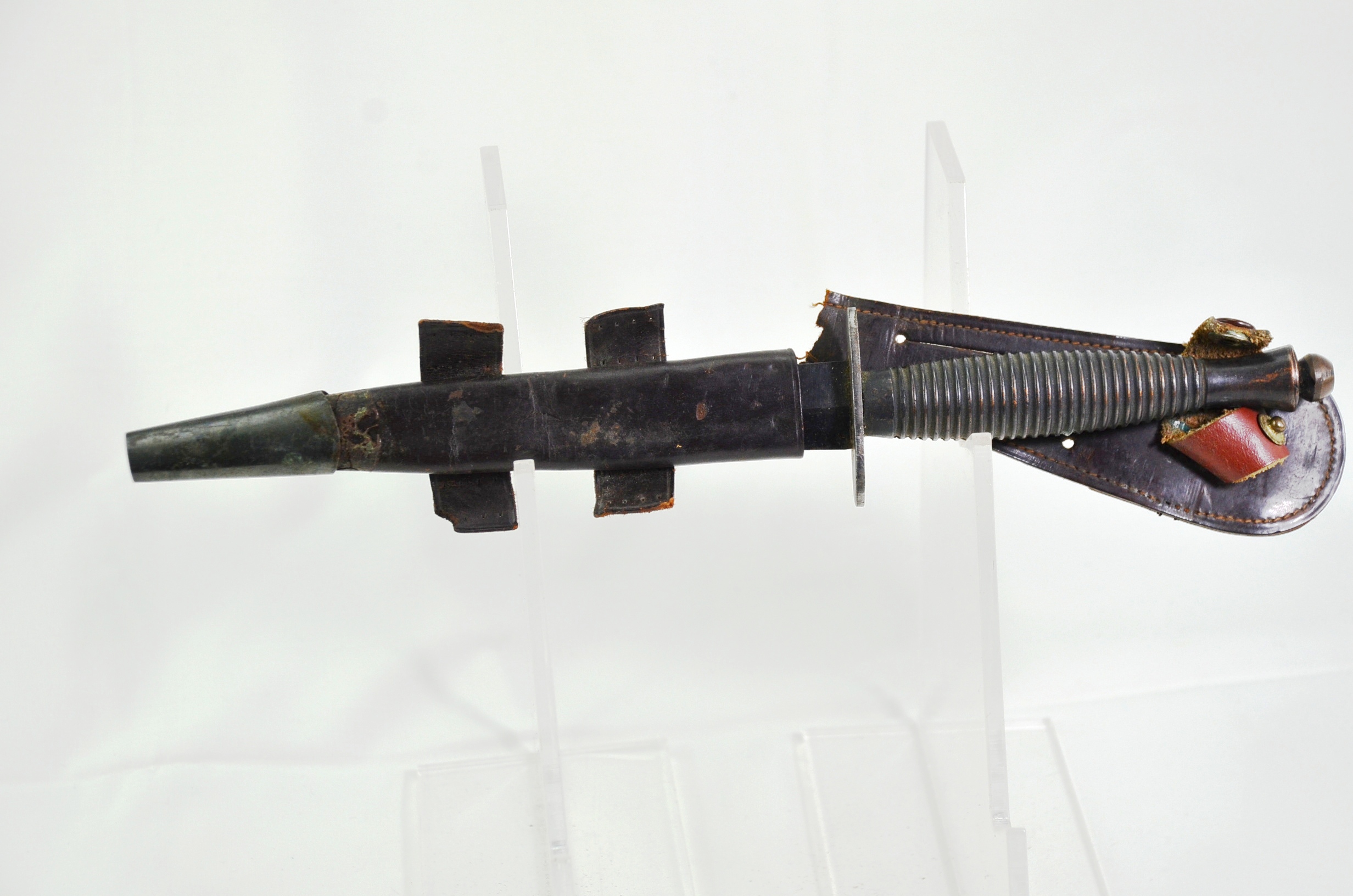 British Fairbairn-Sykes 3rd Pattern Commando Knife - Image 4