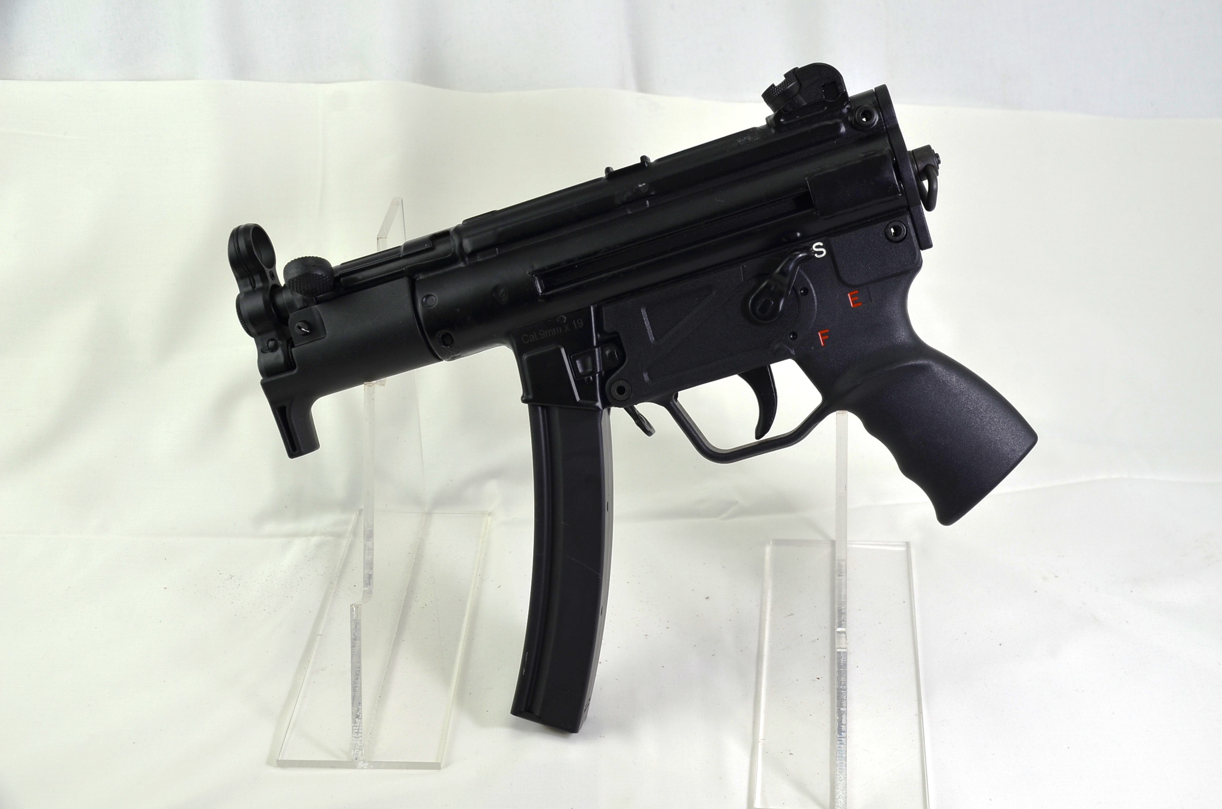 MP5 K Sub-Machine Gun - Image 3