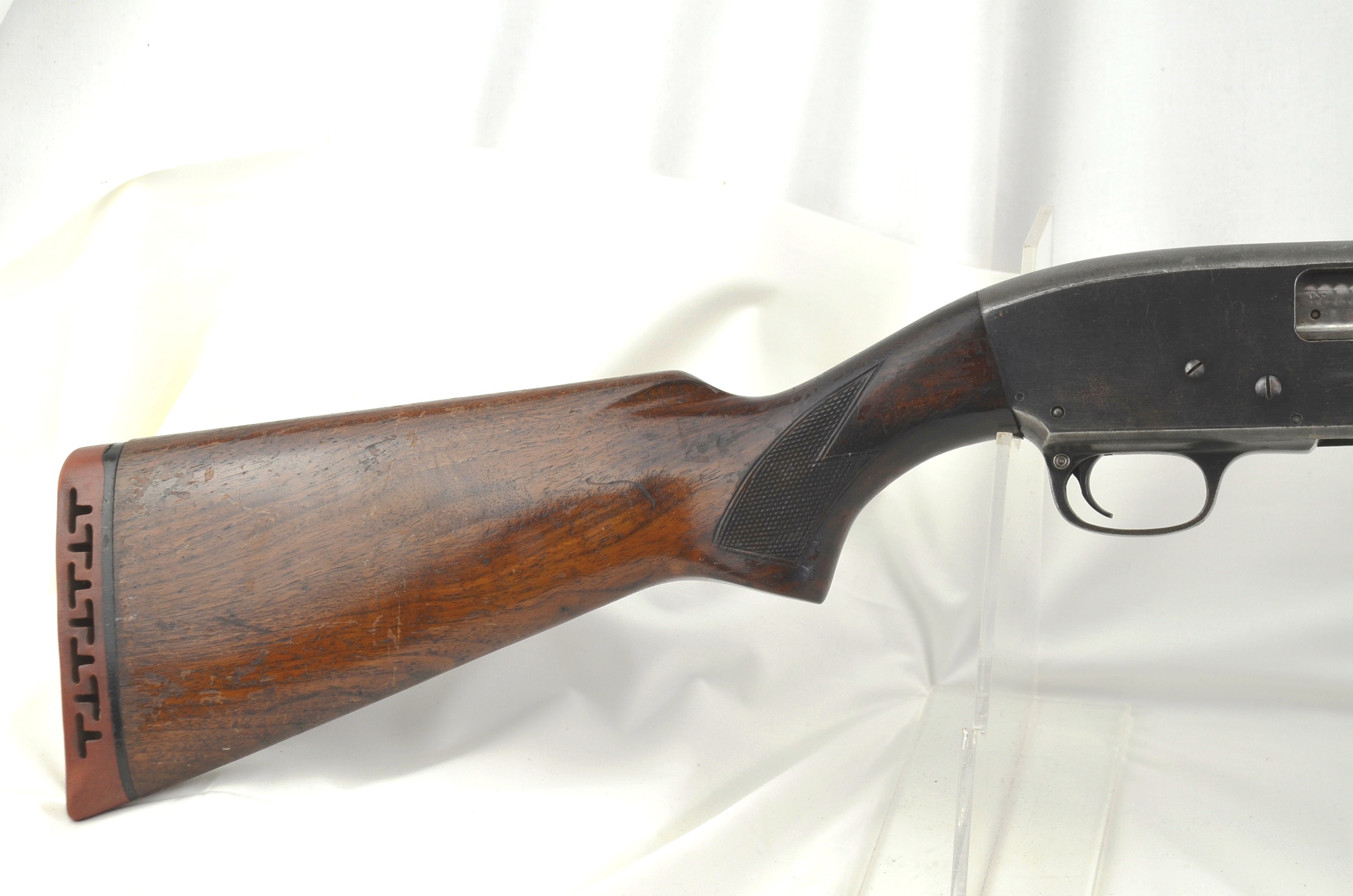 Wards Model 60-SB20-A Pump Action Shotgun - Image 8