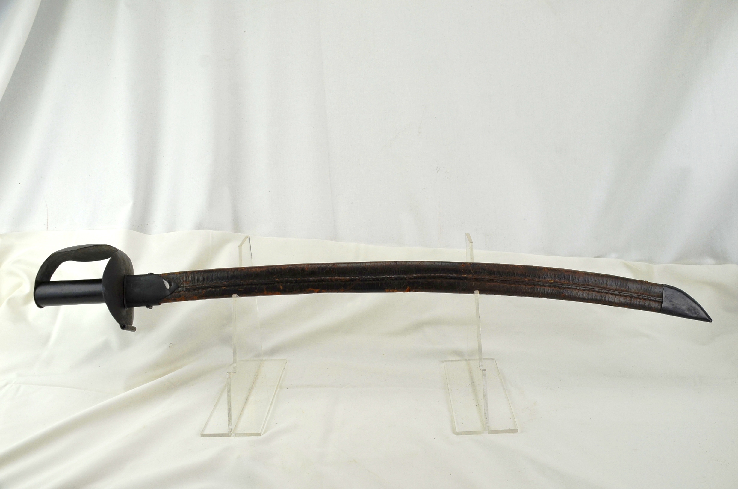 Pre-1804 British Royal Navy Cutlass and Scabbard - Image 3