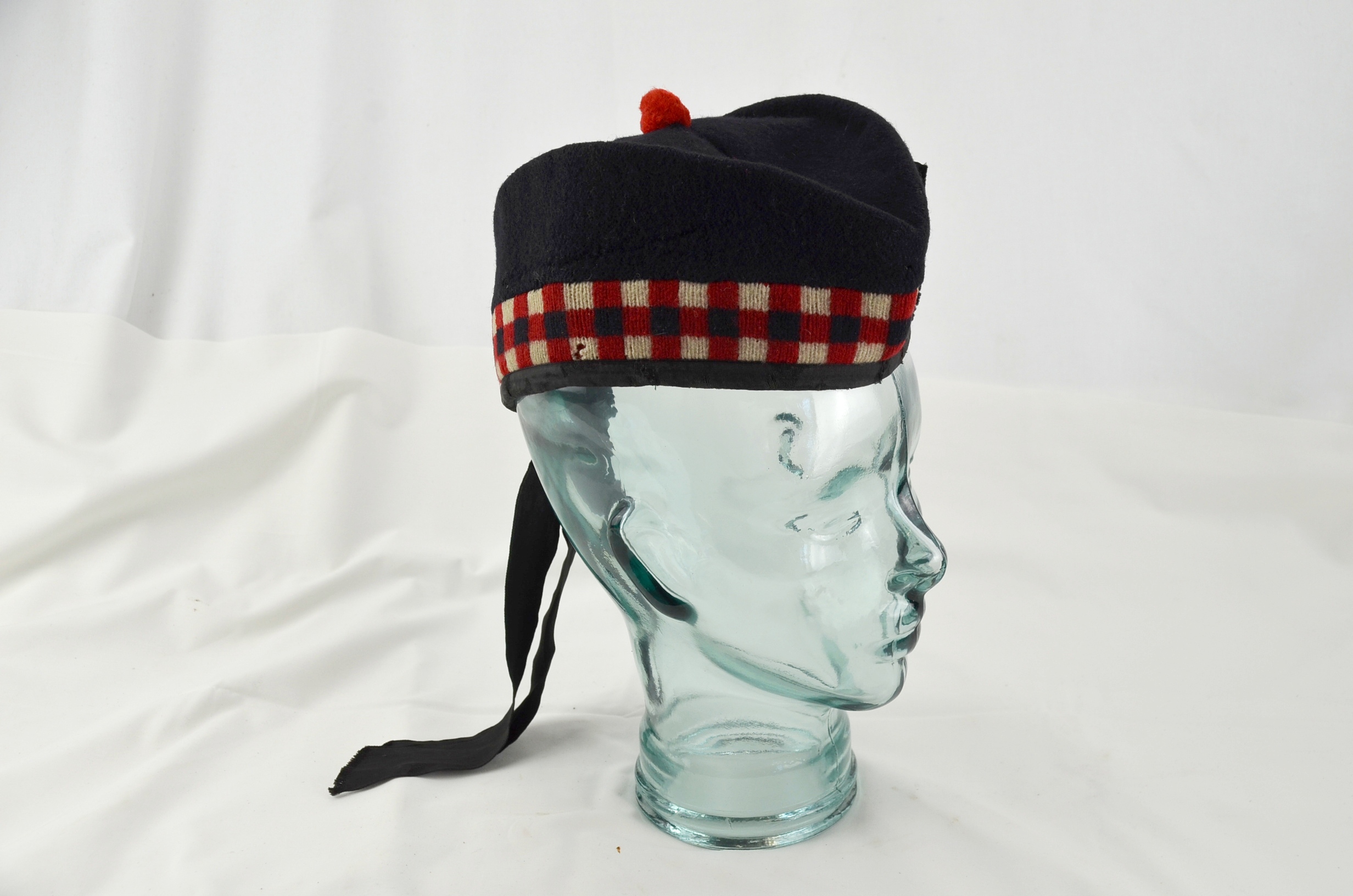 Antique Scottish Gordon Highlanders Glengarry Bonnet - Image 3