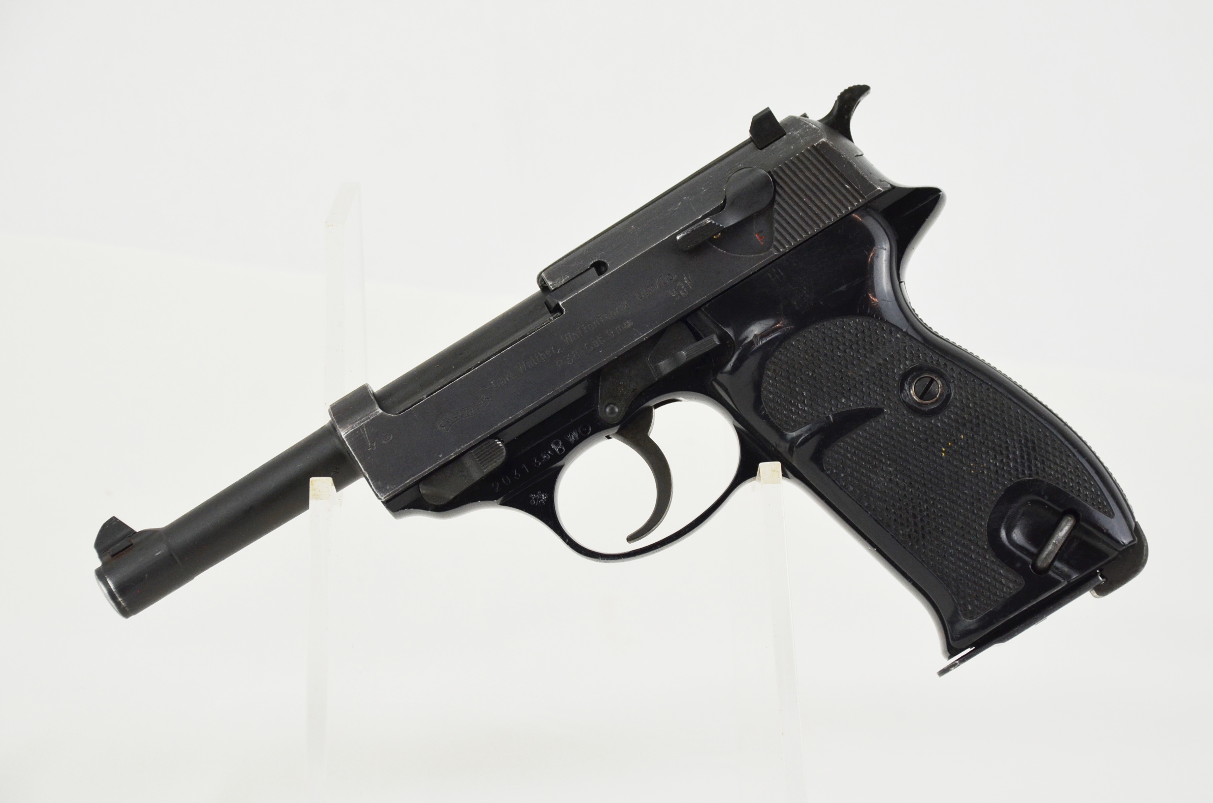 Post-War Walther P1/P38 Pistol and Leather Holster - Image 5