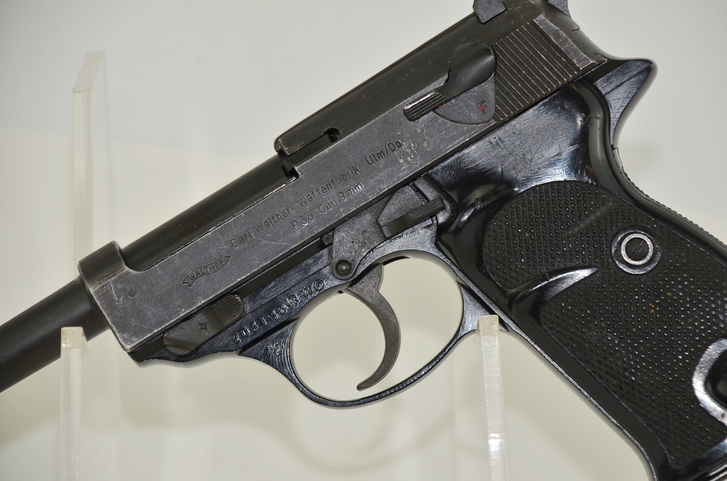 Post-War Walther P1/P38 Pistol and Leather Holster - Image 6