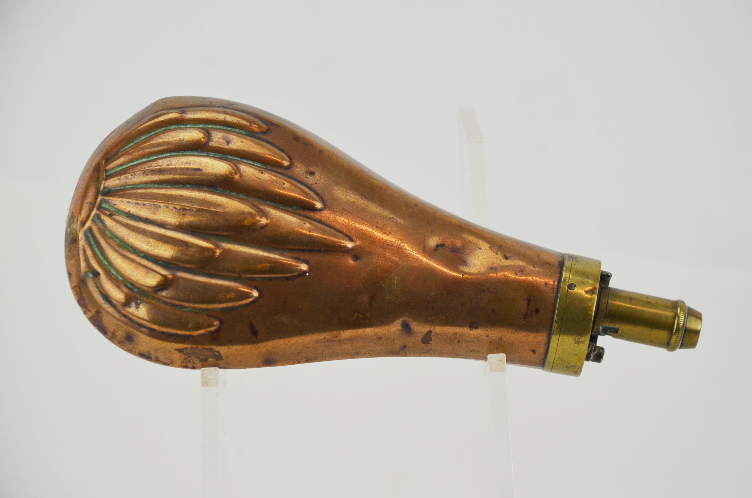 Brass Victorian Gunpowder Flask - Image 3