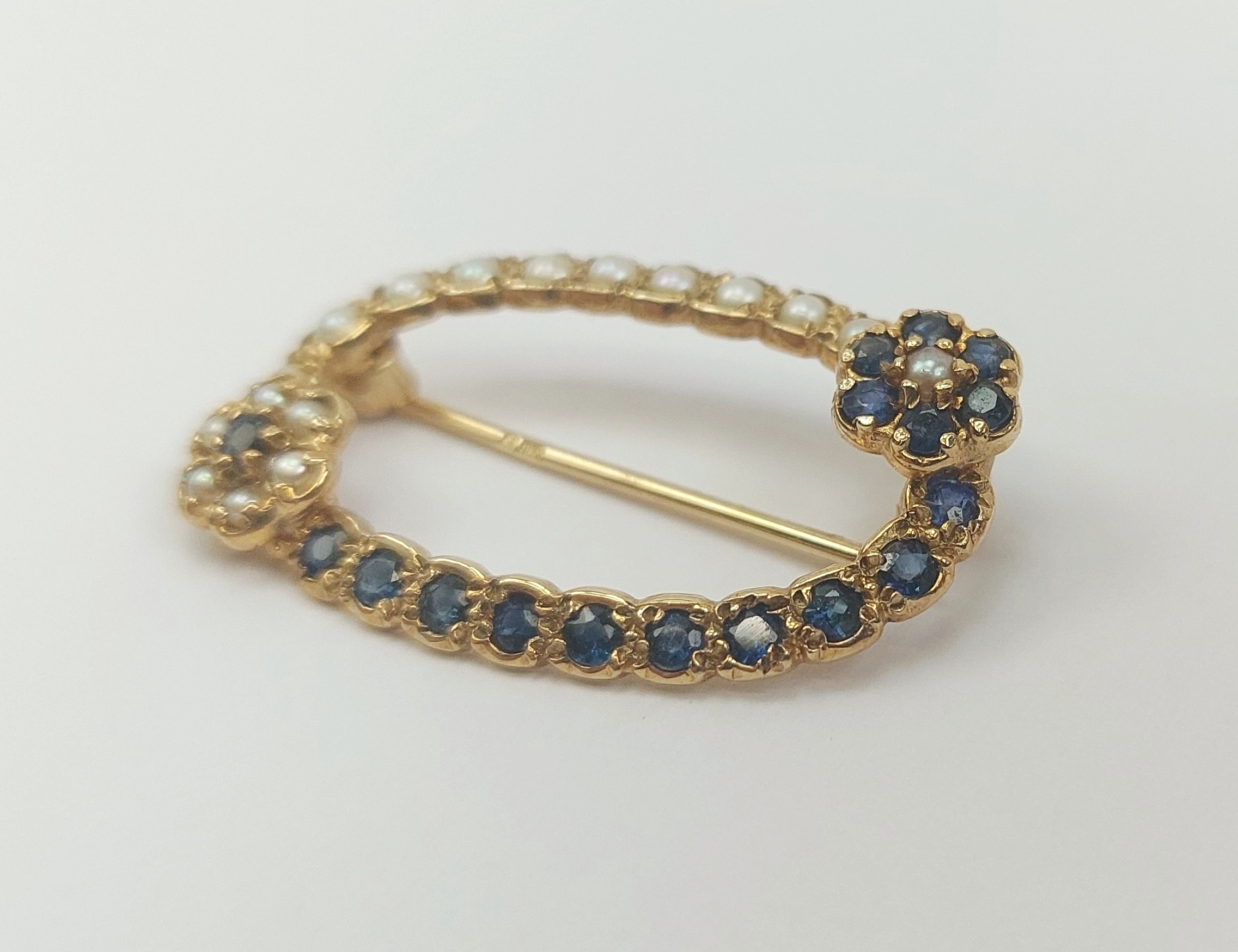 9ct Yellow Gold Sapphire & Pearl Brooch - Image 2