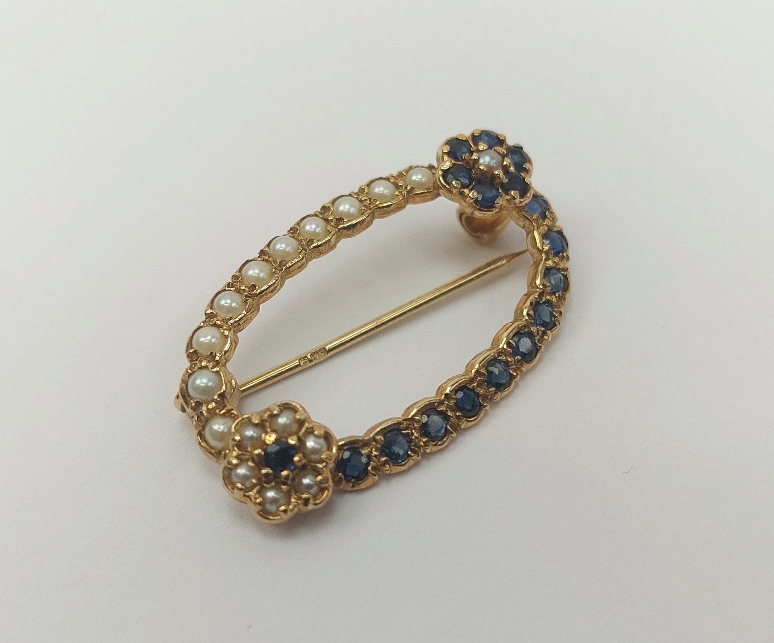 9ct Yellow Gold Sapphire & Pearl Brooch - Image 3