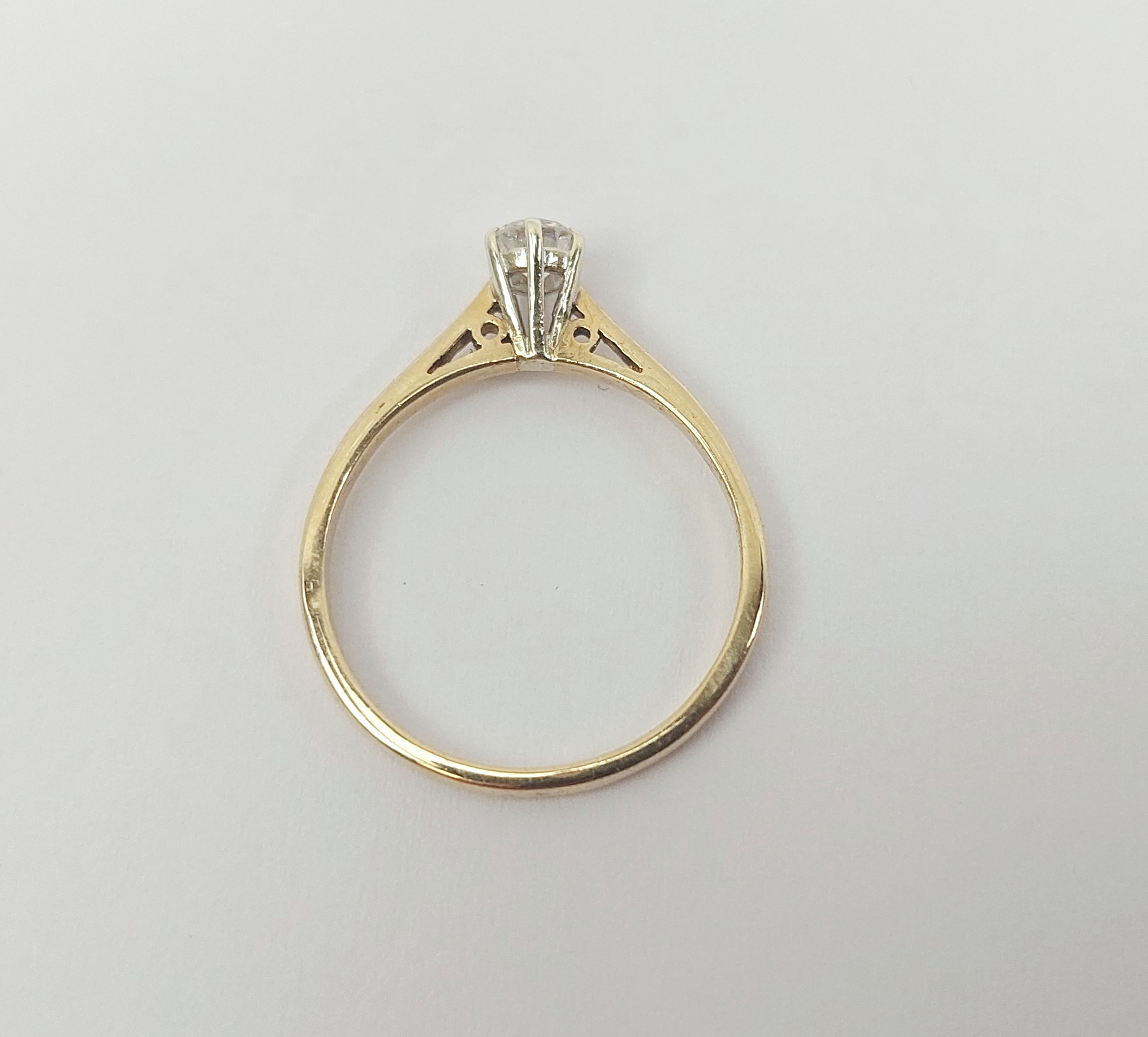 9ct Yellow Gold 0.2 Carat Diamond Solitaire Ring UK Size O, US 7 - Image 6