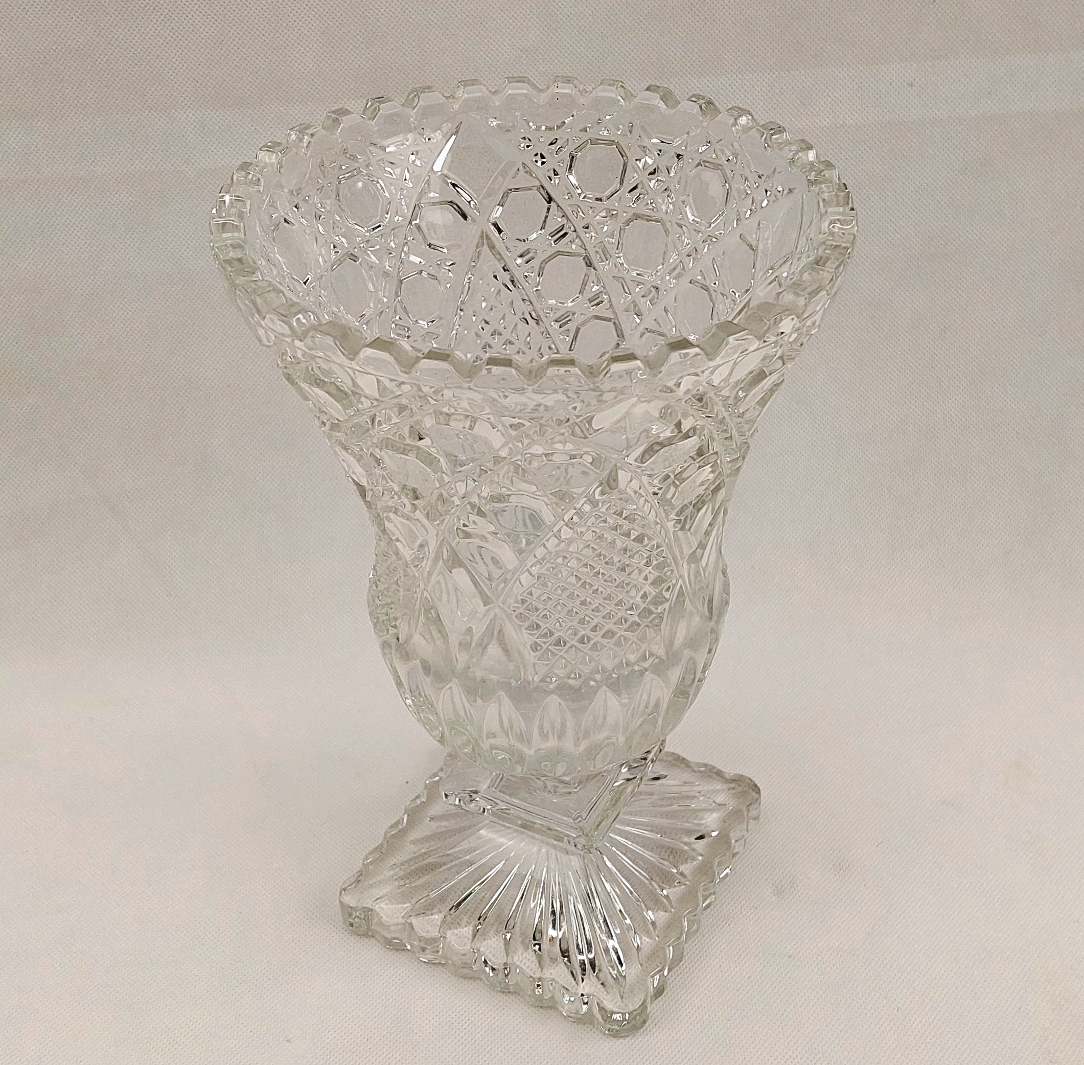c1910 Irish Cut Glass Vase - Image 6