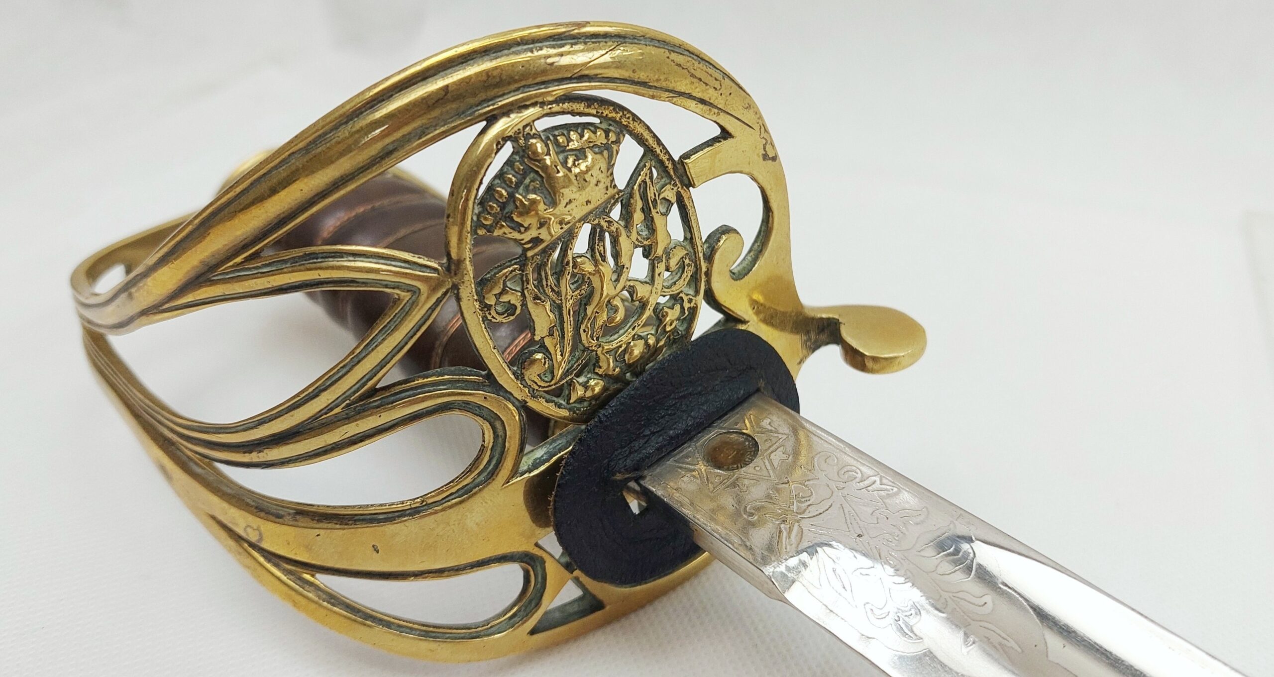 Reproduction British 1845 Pattern Infantry Officers Sword - Image 10