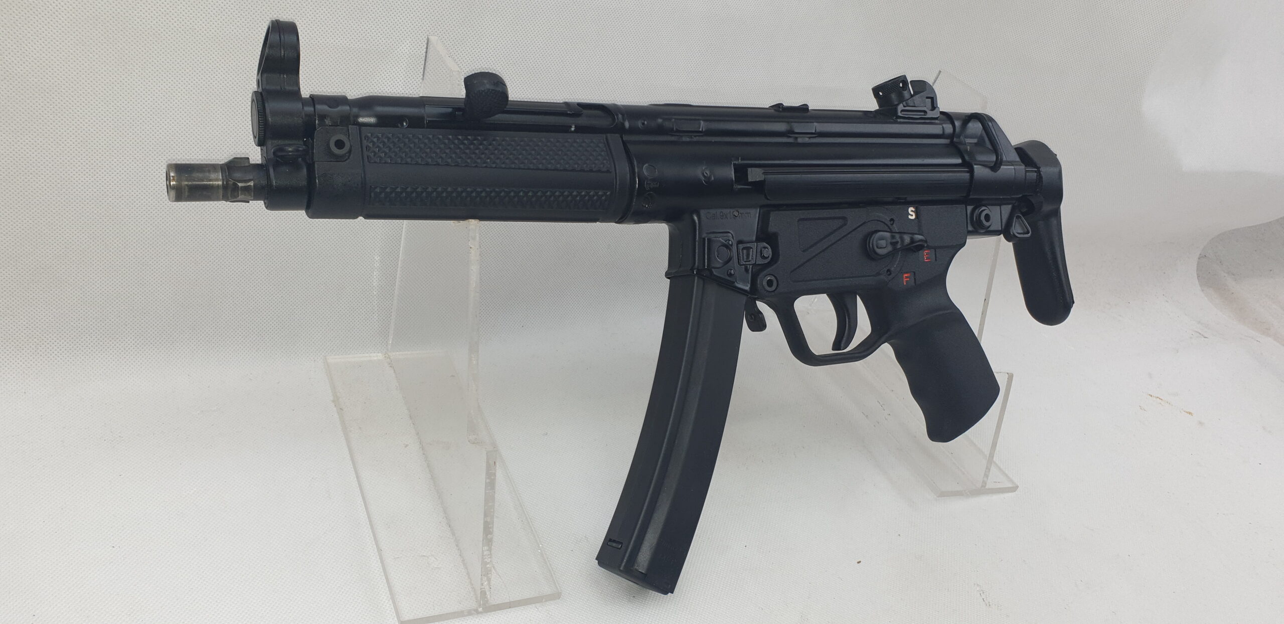 Special Forces German MKE MP5 A3 Sub-Machine Gun Deactivated - Image 4