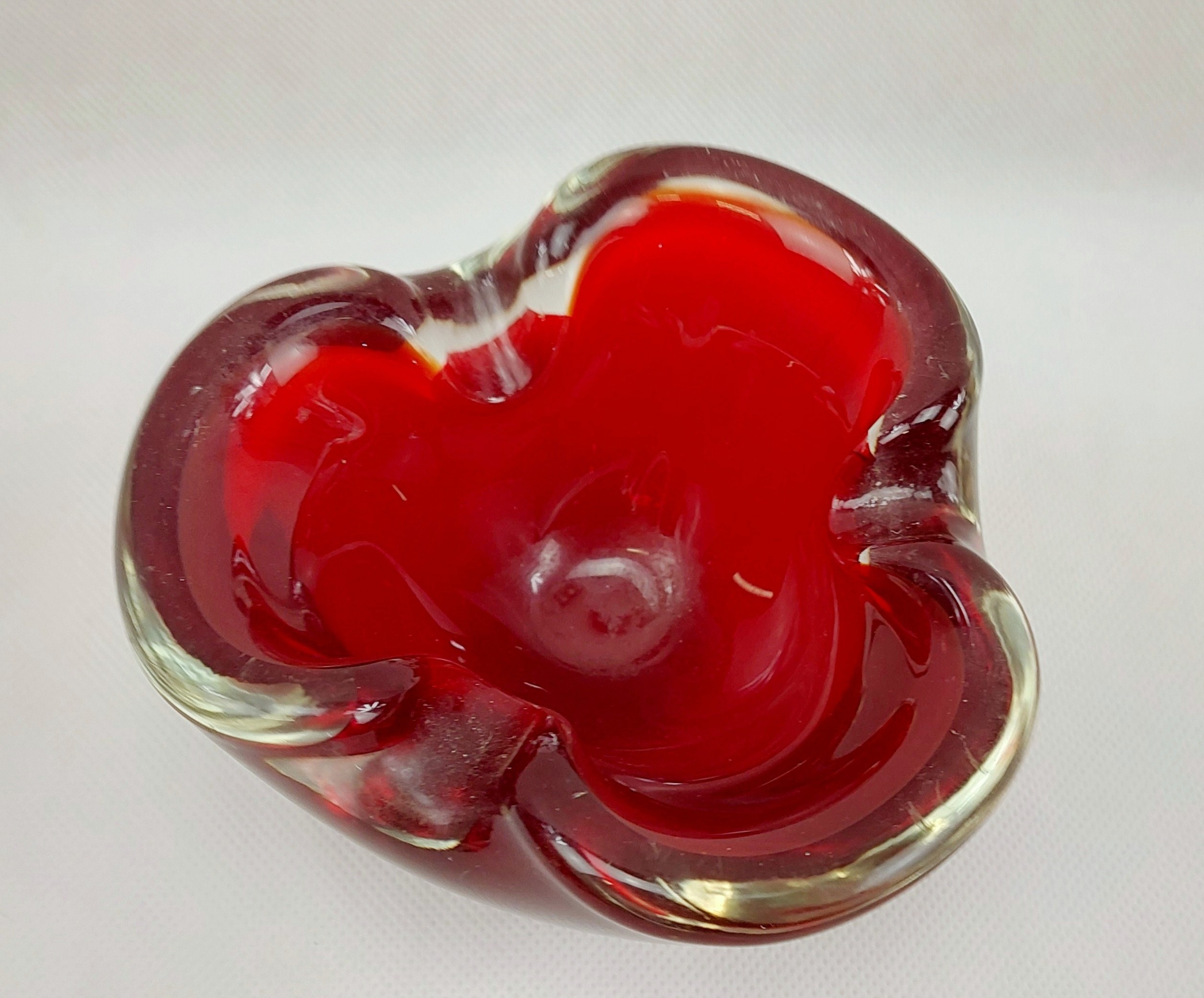1970s Italian Murano Red Bowl - Image 2