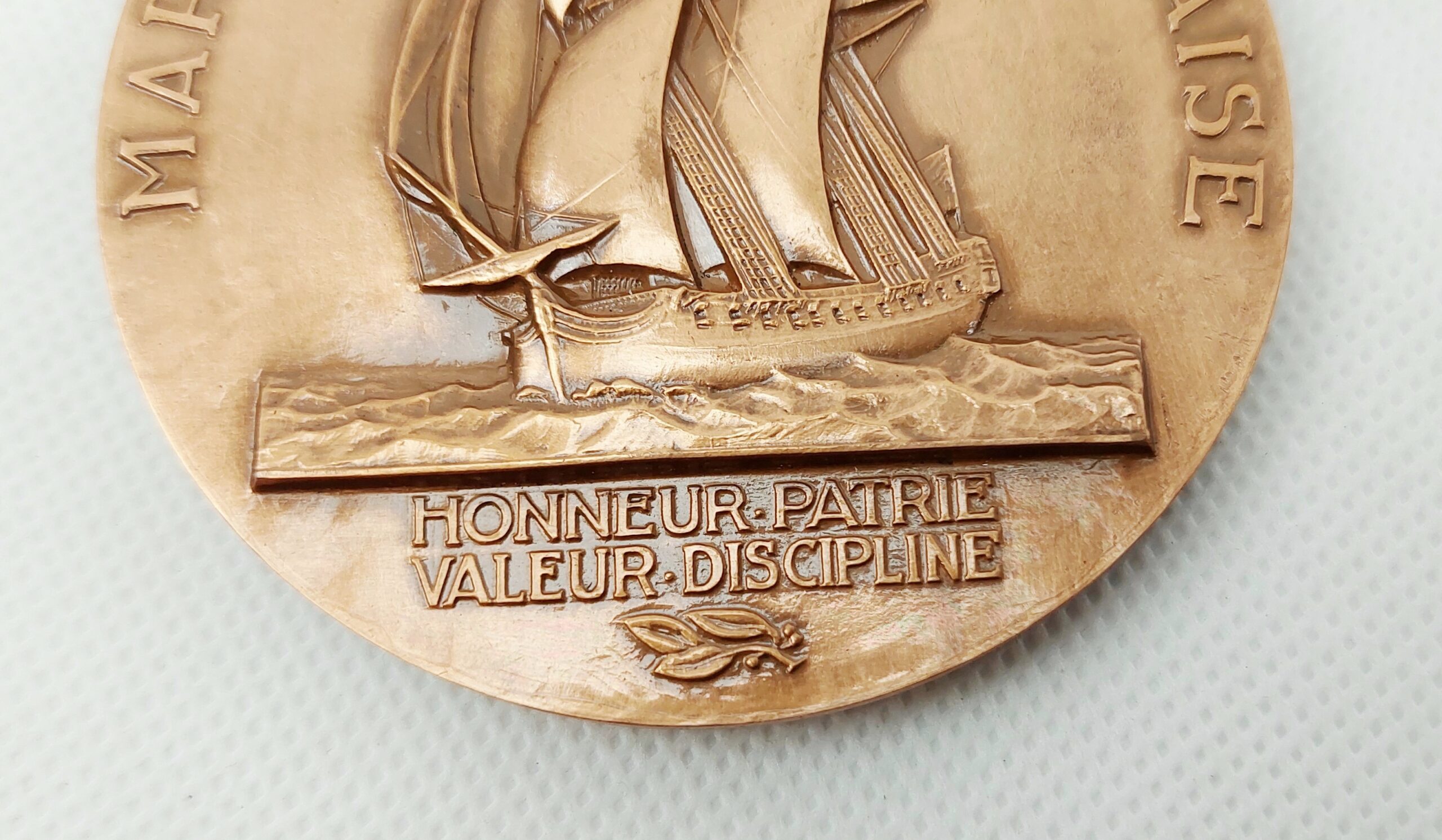 Cased 1956 Brass Marine Francais Medal La Perouse - Image 5