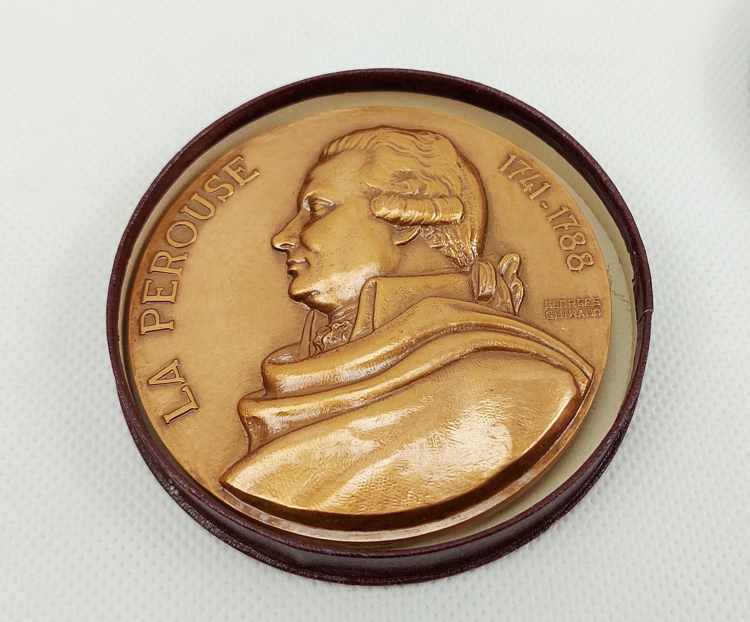 Cased 1956 Brass Marine Francais Medal La Perouse - Image 2