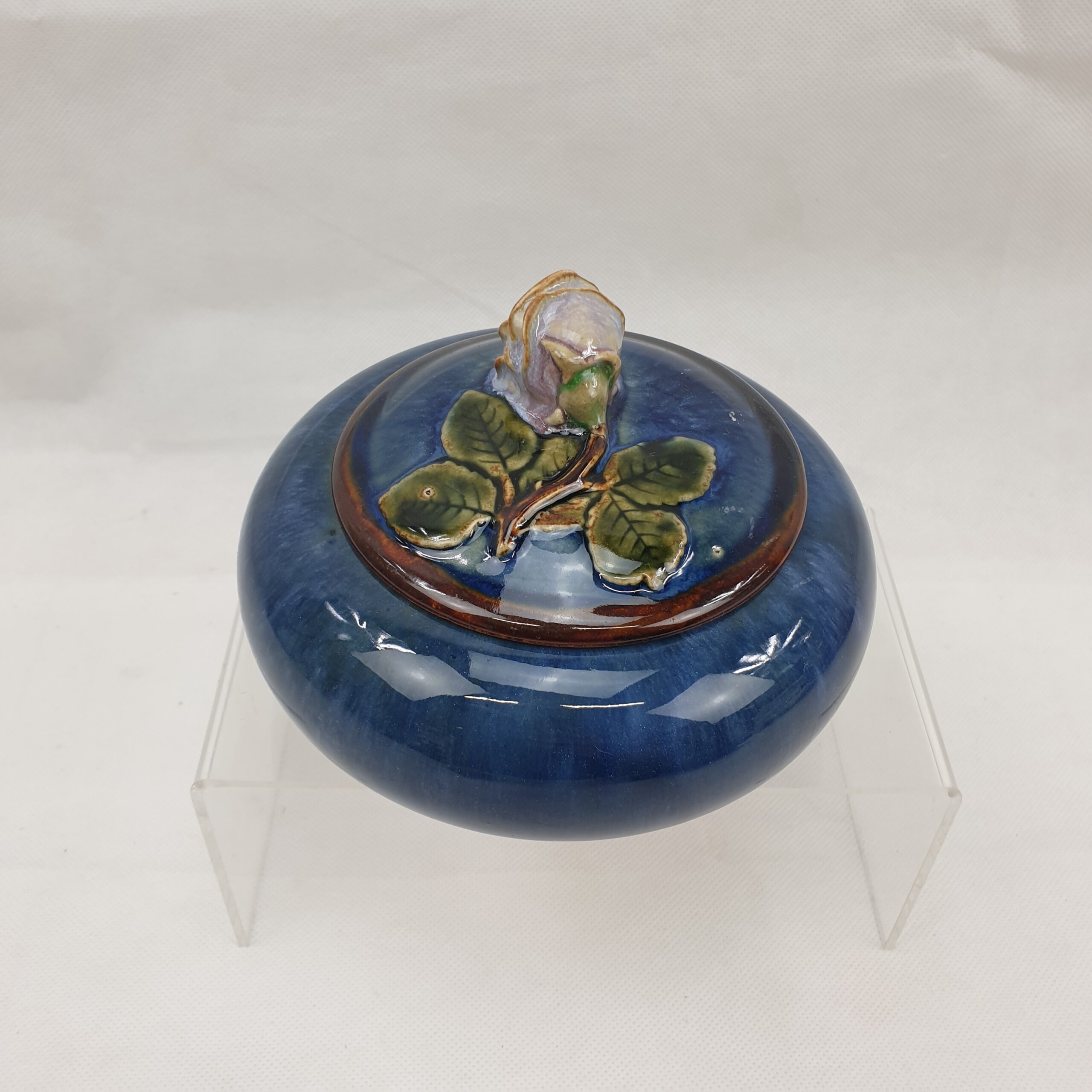 Royal Doulton Lidded Bowl With A Rose