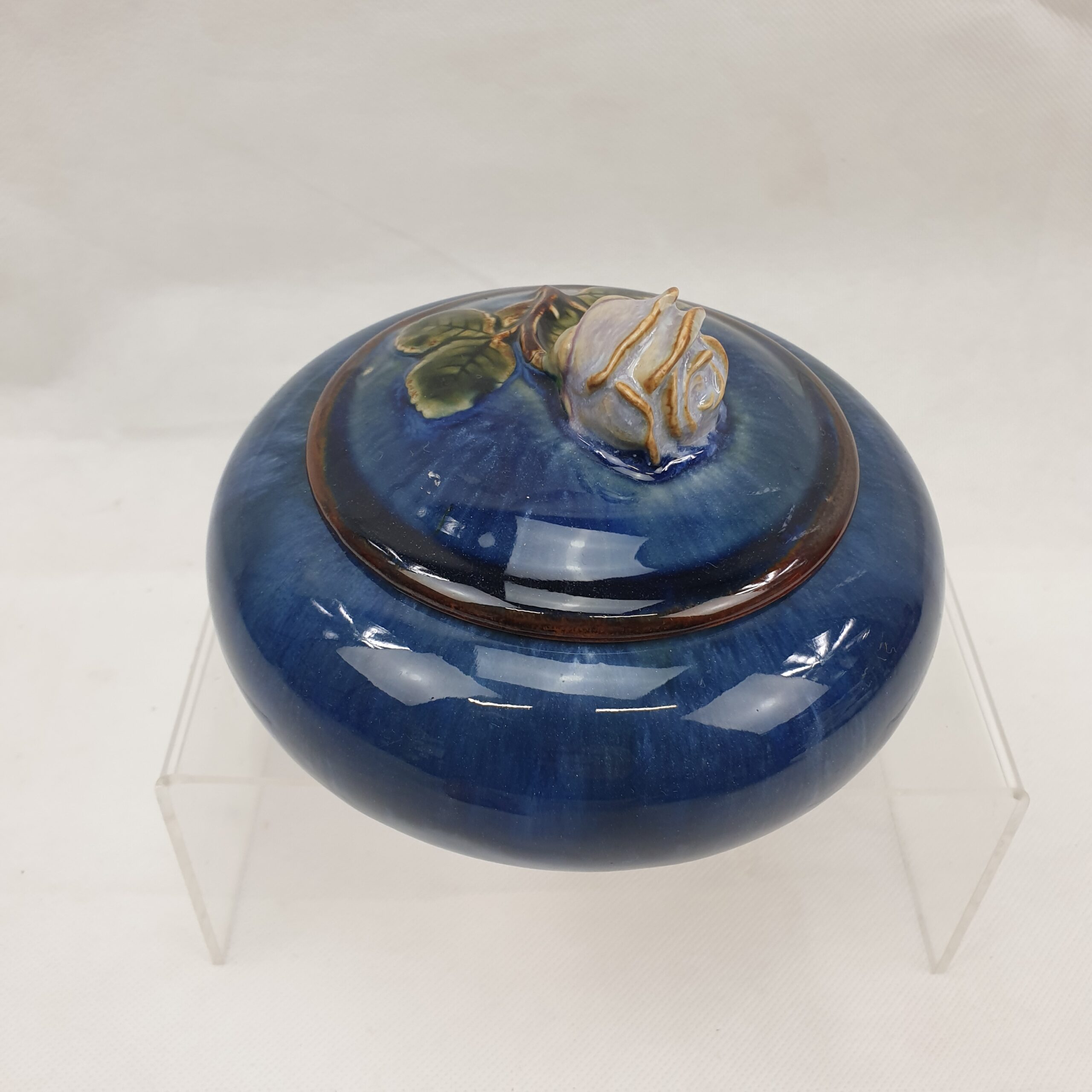 Royal Doulton Lidded Bowl With A Rose - Image 6