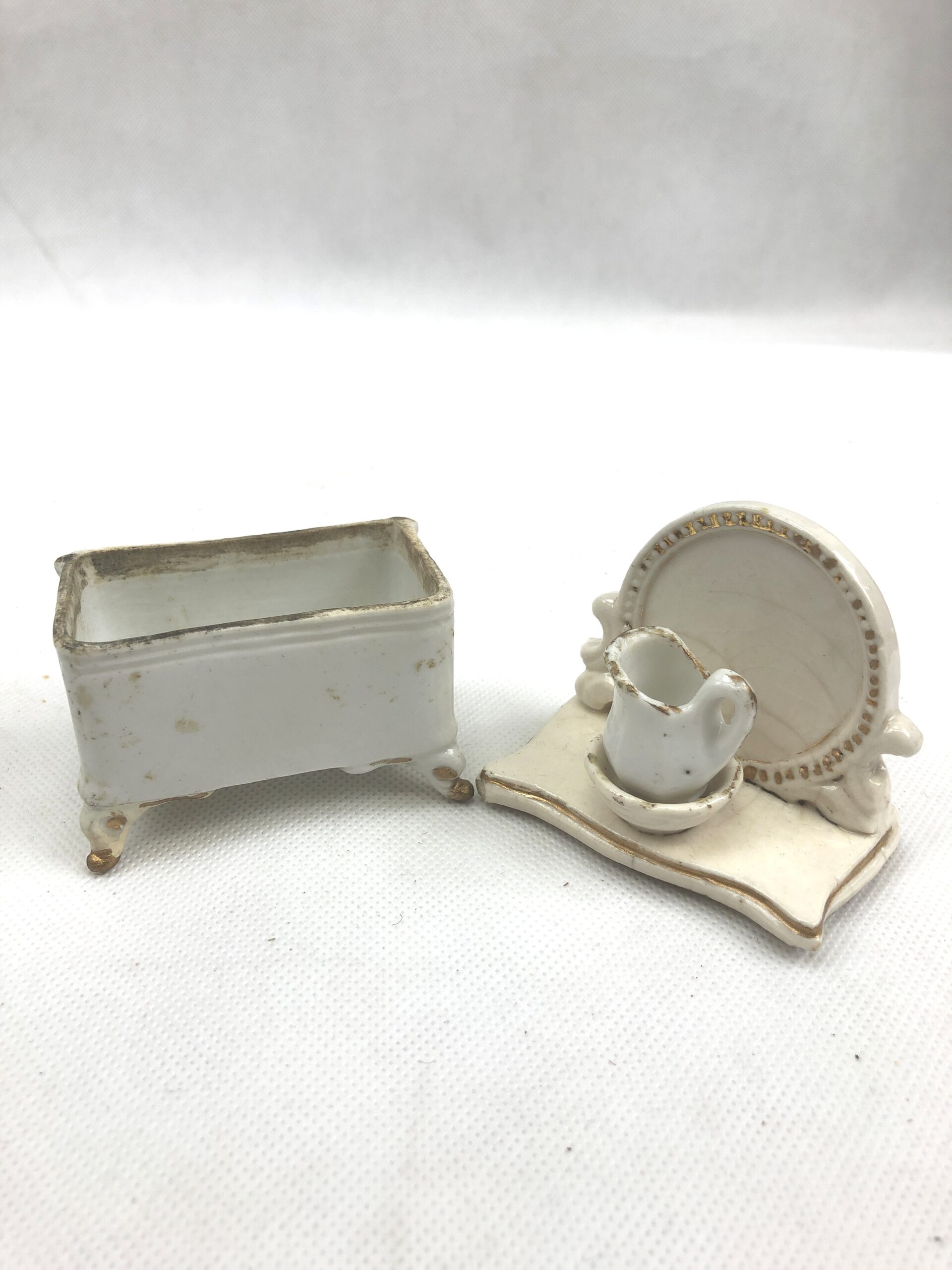 Victorian Staffordshire Trinket Box Of Fruit On A Desk - Image 5