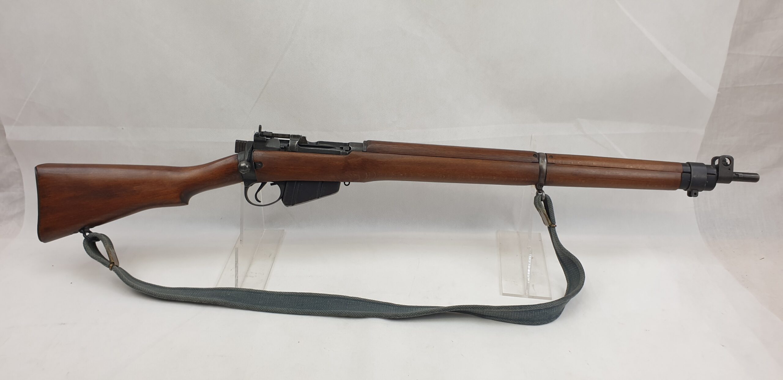 WW2 British 1942 Dated Lee-Enfield No4. Mk1 Rifle