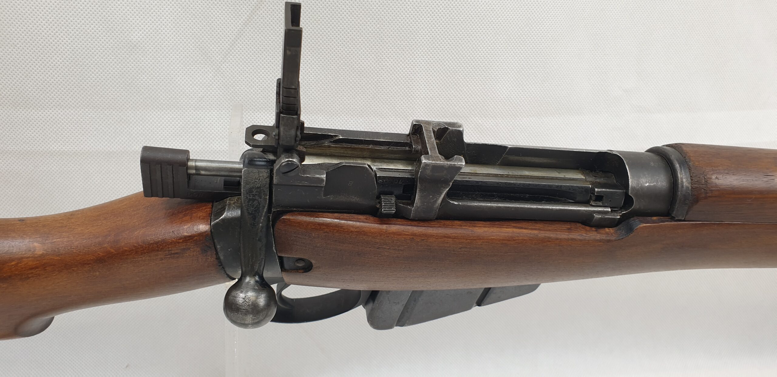 WW2 British 1942 Dated Lee-Enfield No4. Mk1 Rifle - Image 12