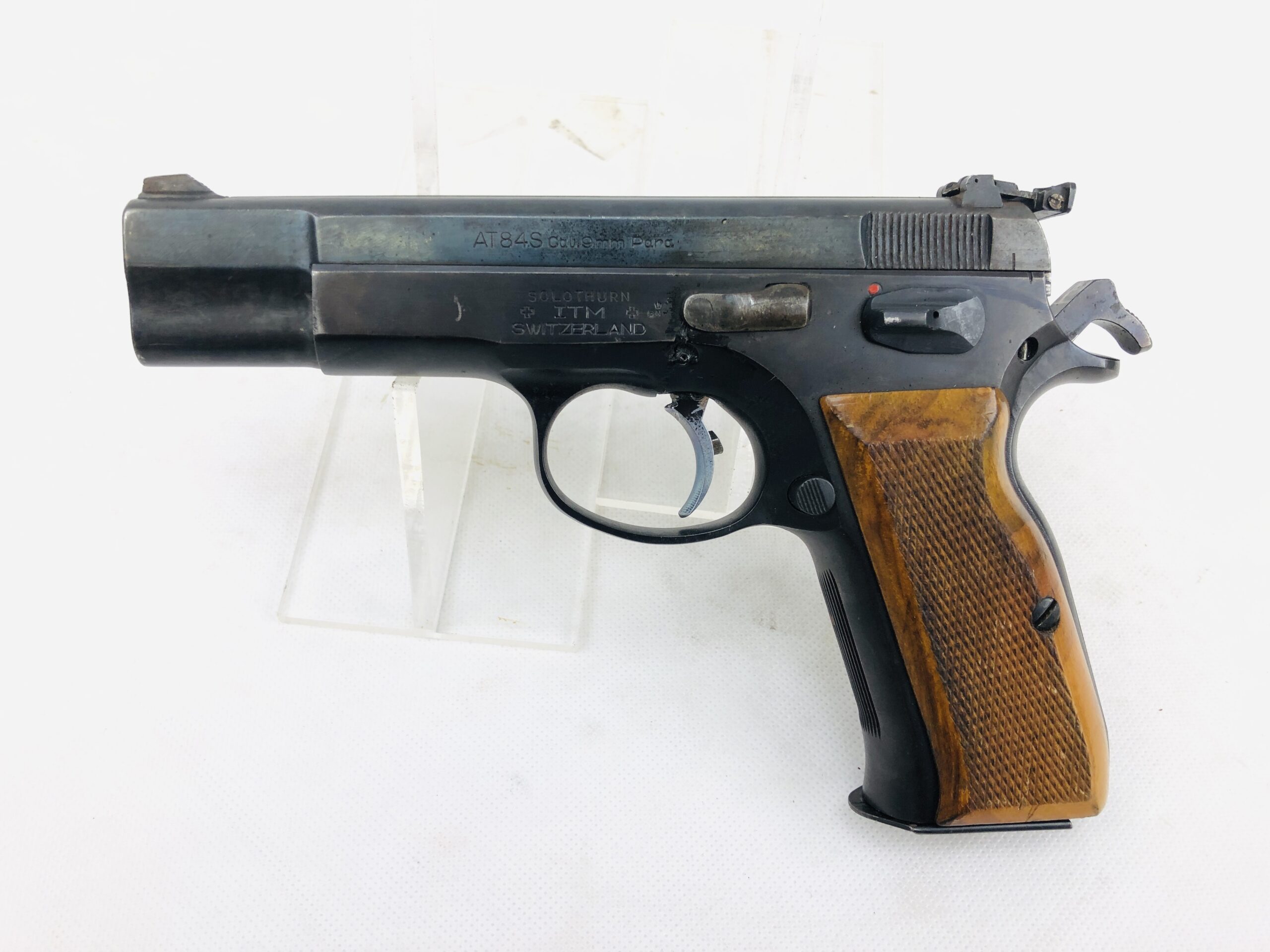 Deactivated Swiss AT84S cal 9mm Semi-Auto Pistol - Image 4