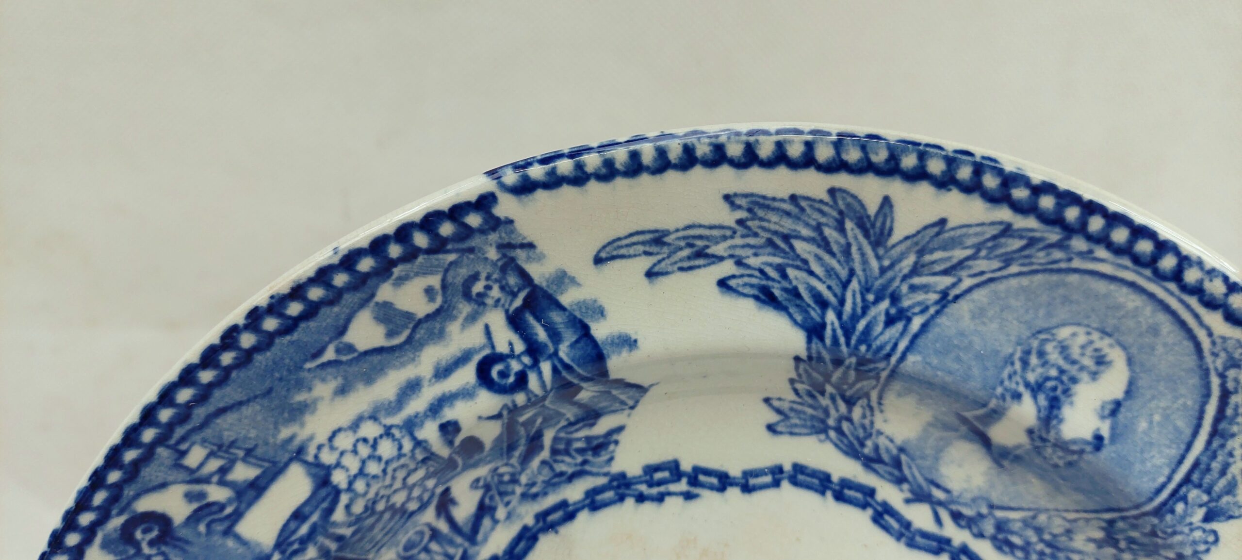 Edwardian Royal Navy Mess Plate No.42 by Bovey Tracey - Image 2