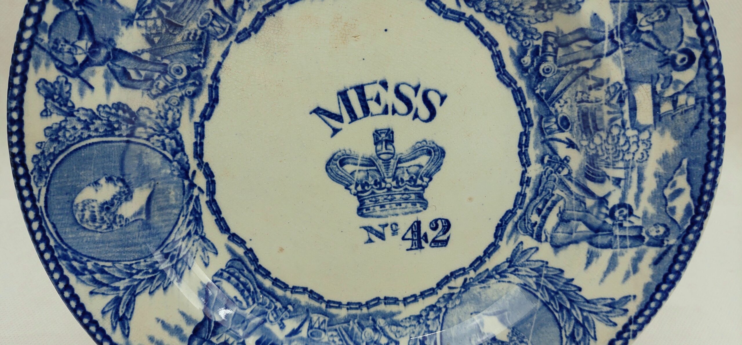 Edwardian Royal Navy Mess Plate No.42 by Bovey Tracey - Image 3