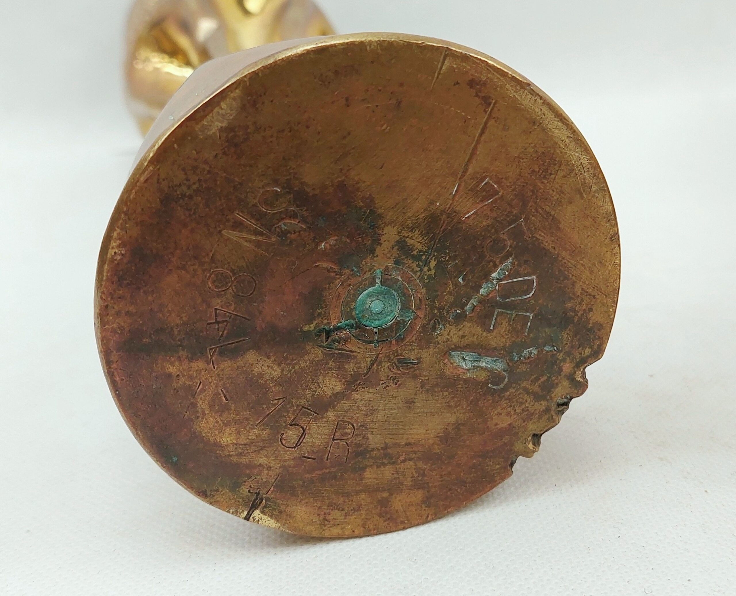 Pair Of WW1 German 1914/15 75mm Trench Art Shell Cases With Stylised Roses - Image 4