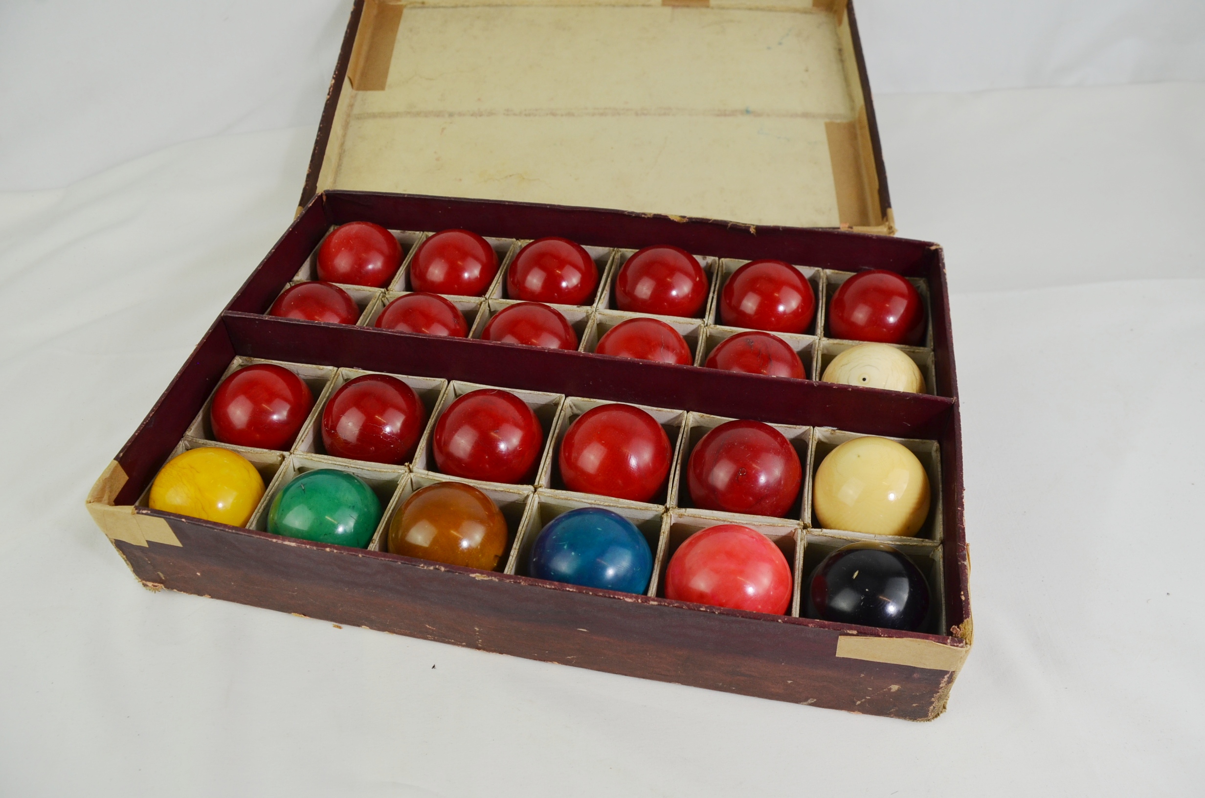 Set Of Vintage Snooker Balls