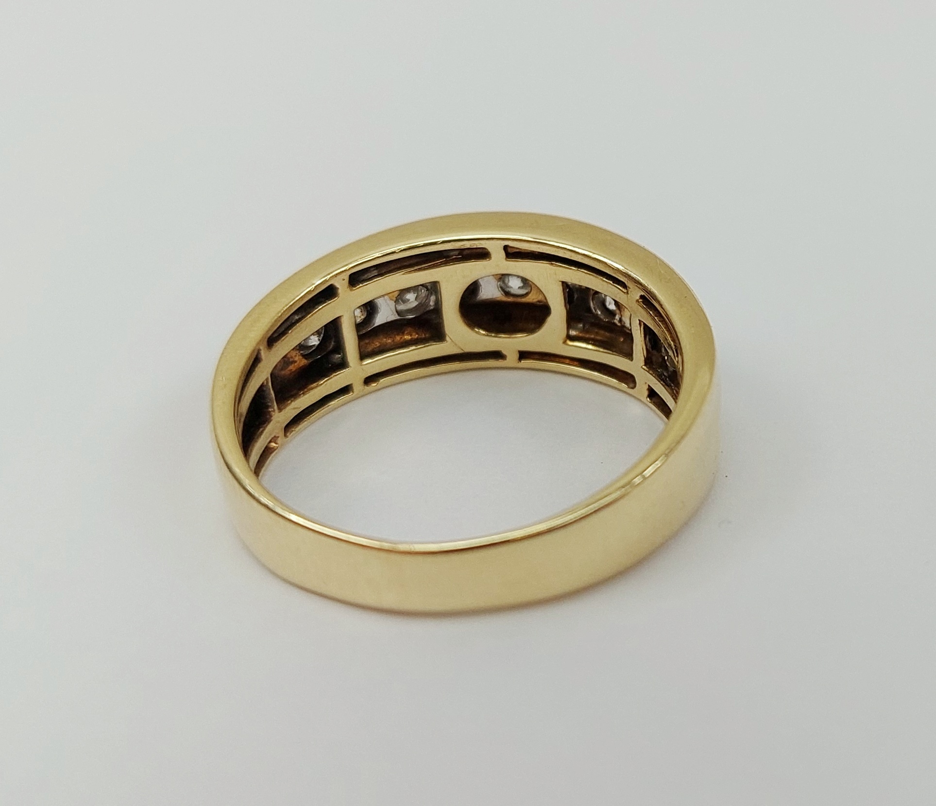Gents 14ct Yellow Gold 9 Stone 0.84CTW Diamond Ring UK Size X, US 11.75 - Image 8