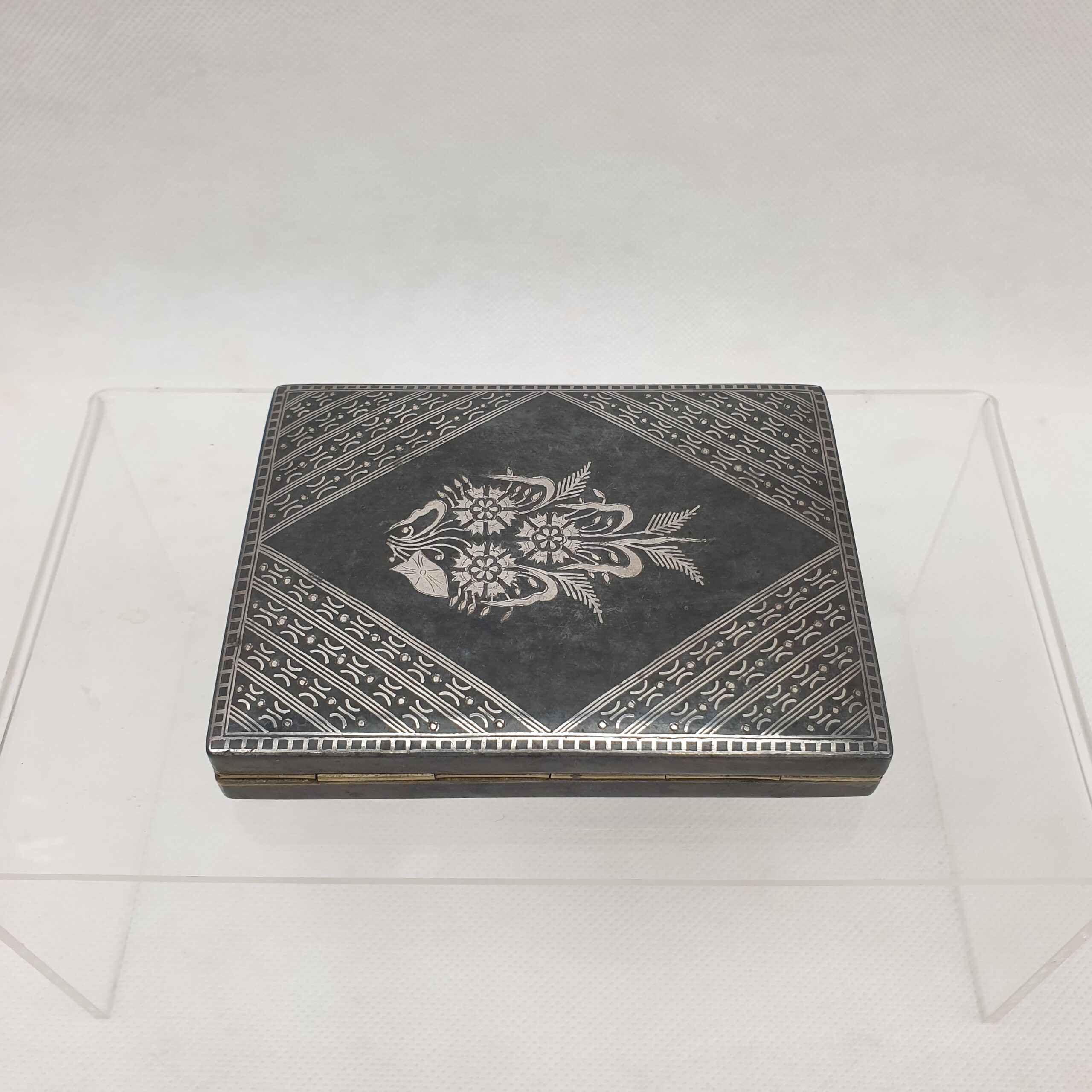 Victorian Gunmetal And Silver Inlay Cigarette Case - Image 5