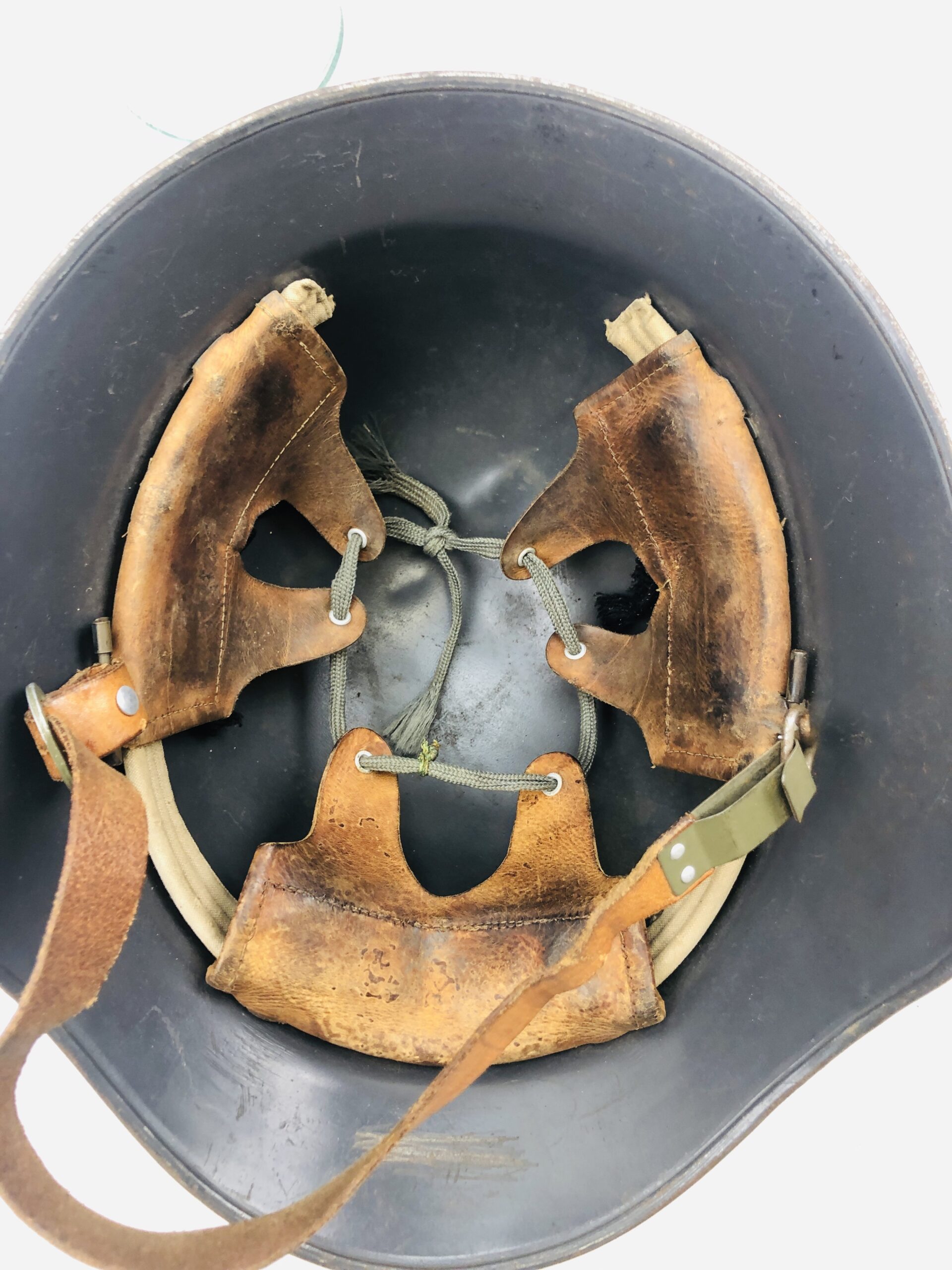 WW2 Swiss M18 Combat Helmet - Image 5
