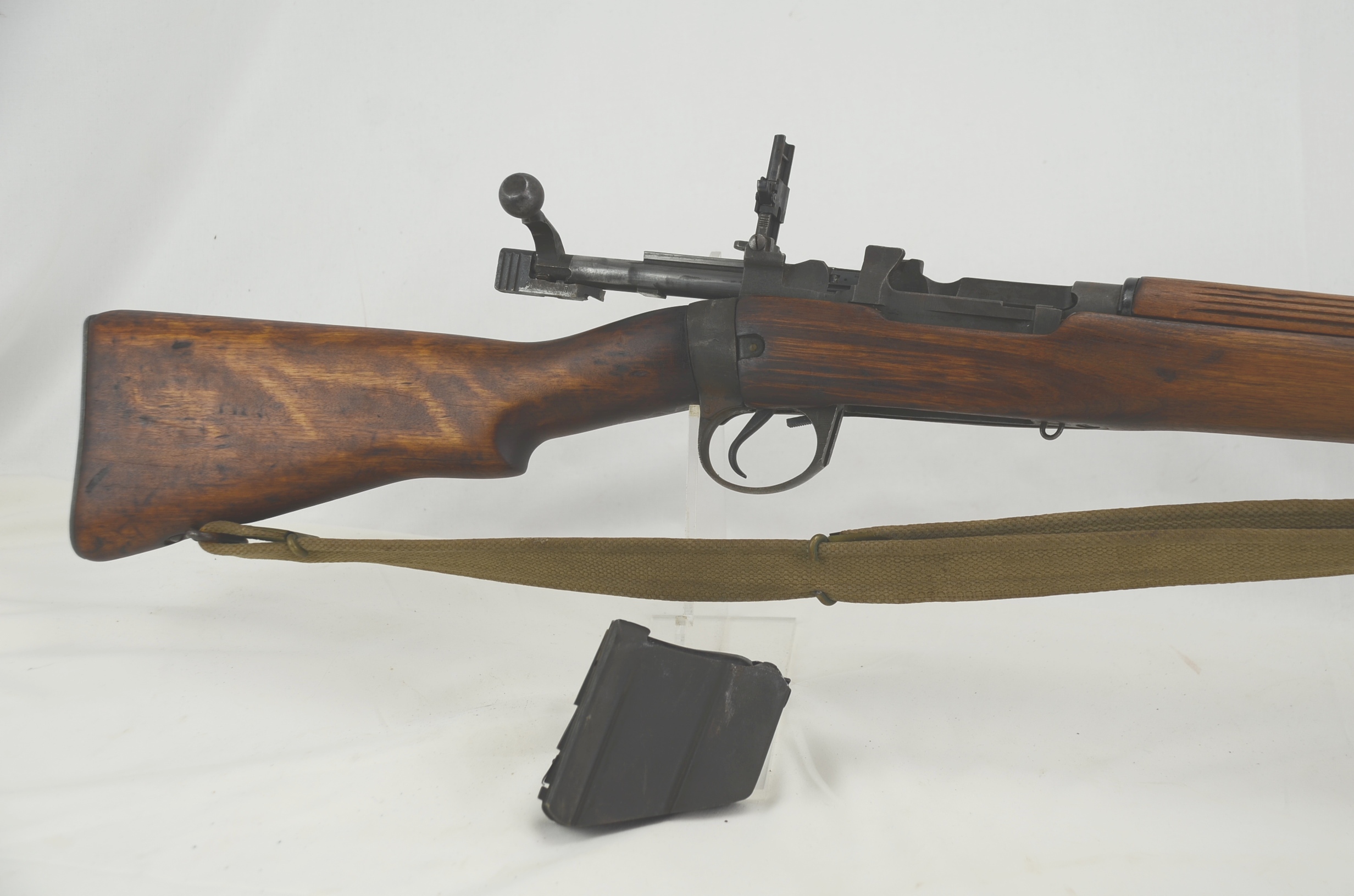 Deactivated Savage Arms No.4 MK1* Lee Enfield - Image 6