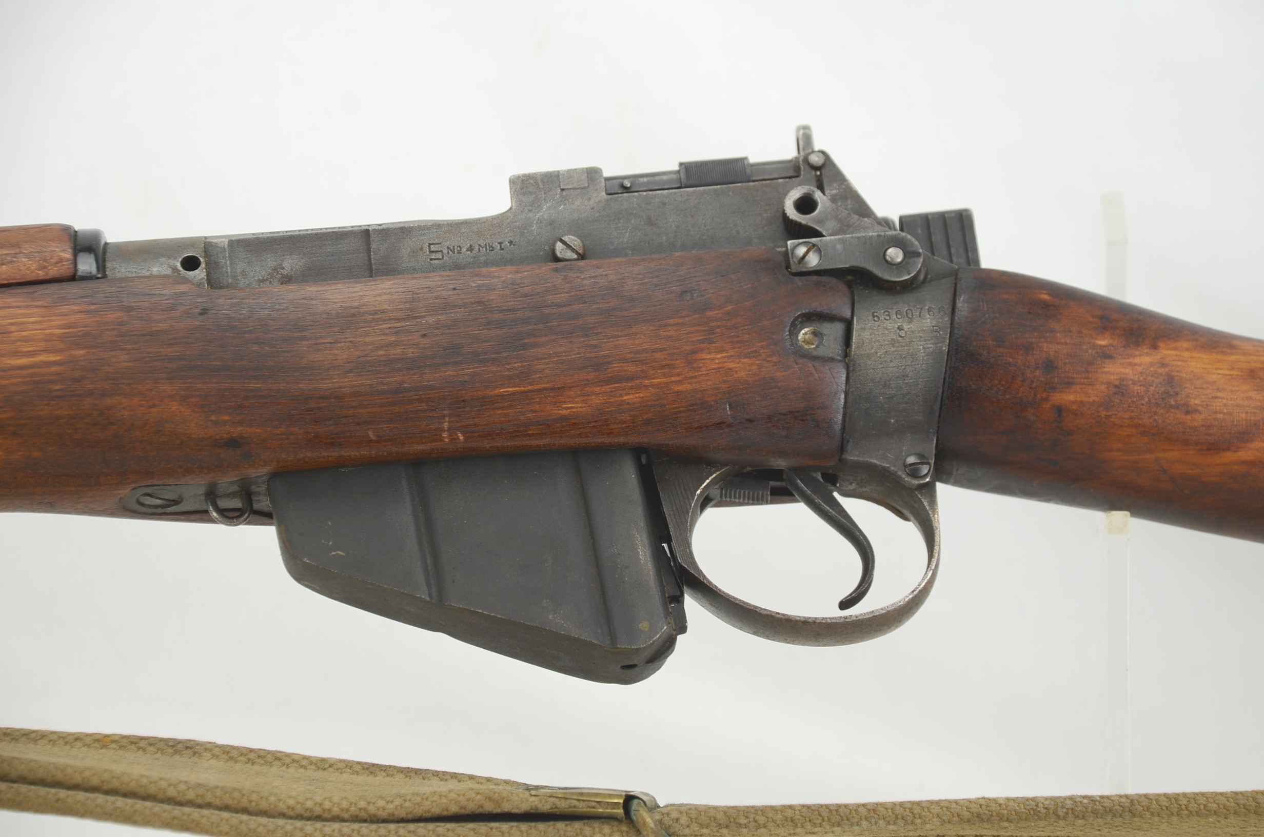 Deactivated Savage Arms No.4 MK1* Lee Enfield - Image 14