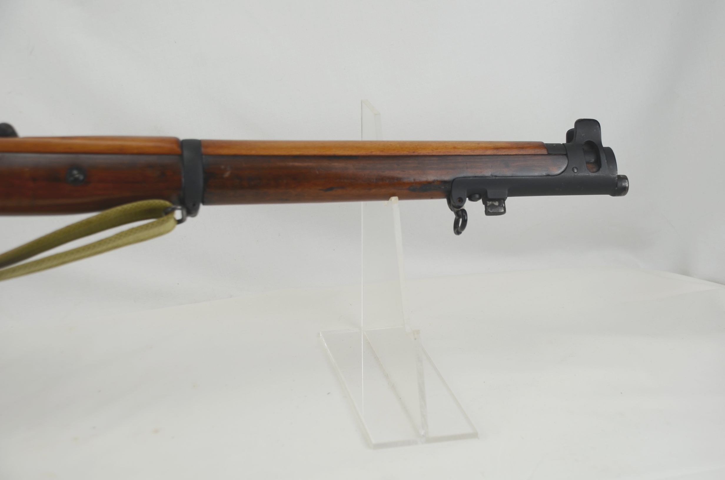 Deactivated 1913 SMLE No.1 MKIII Lee Enfield - Image 3