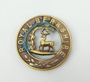 Royal Berkshire Regiment Helmet Plate Centre