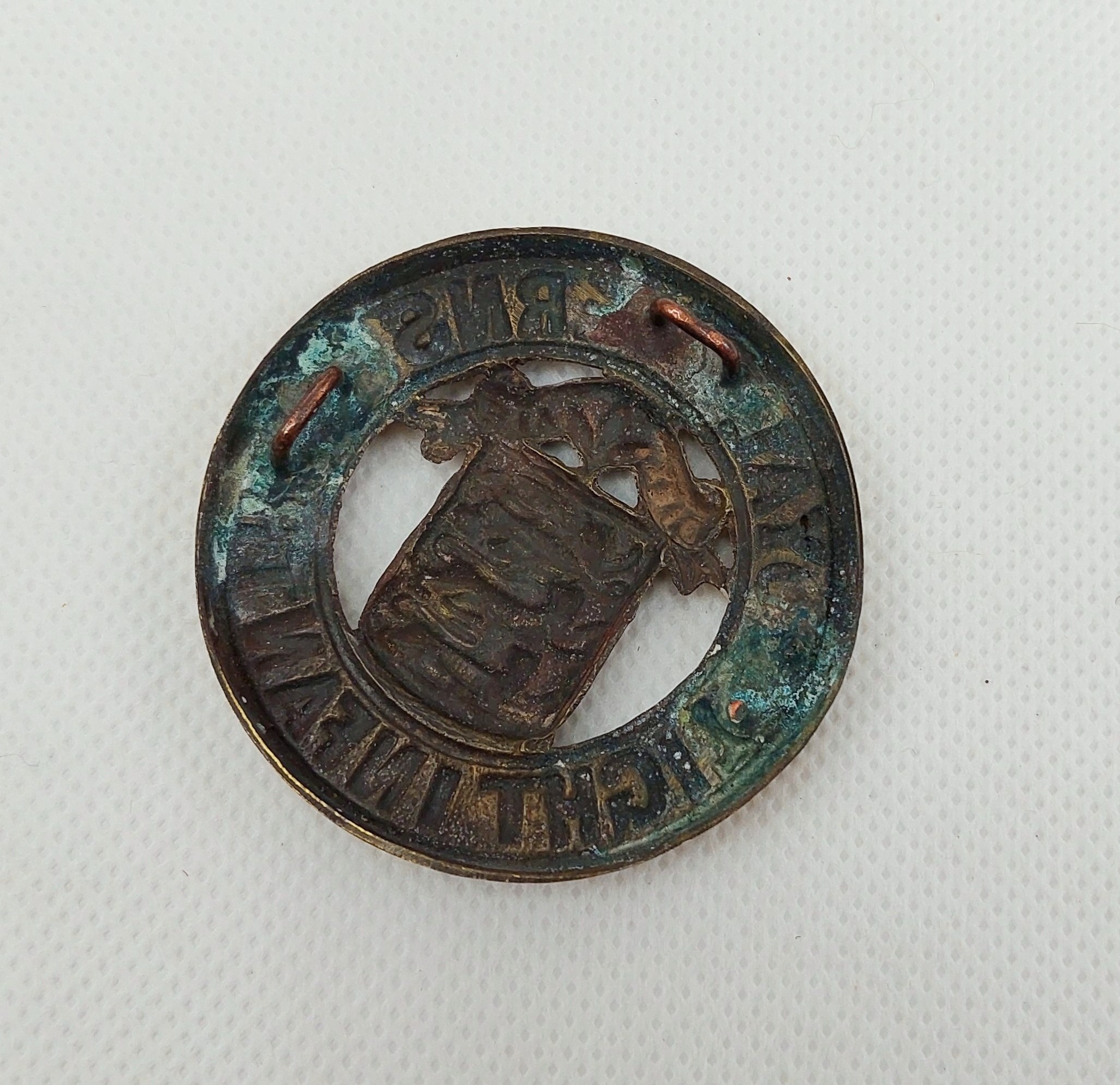 Royal Guernsey Light Infantry Helmet Plate Centre - Image 2