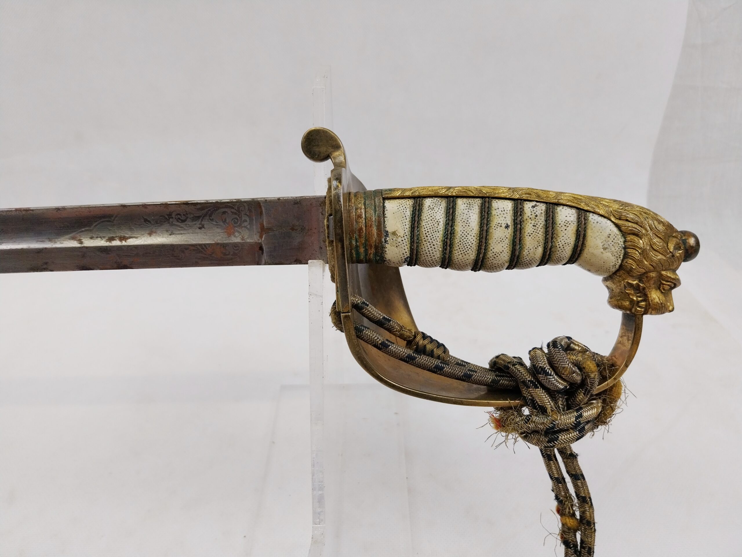Victorian 1827 Pattern Royal Navy Officers Sword and Scabbard - Image 4
