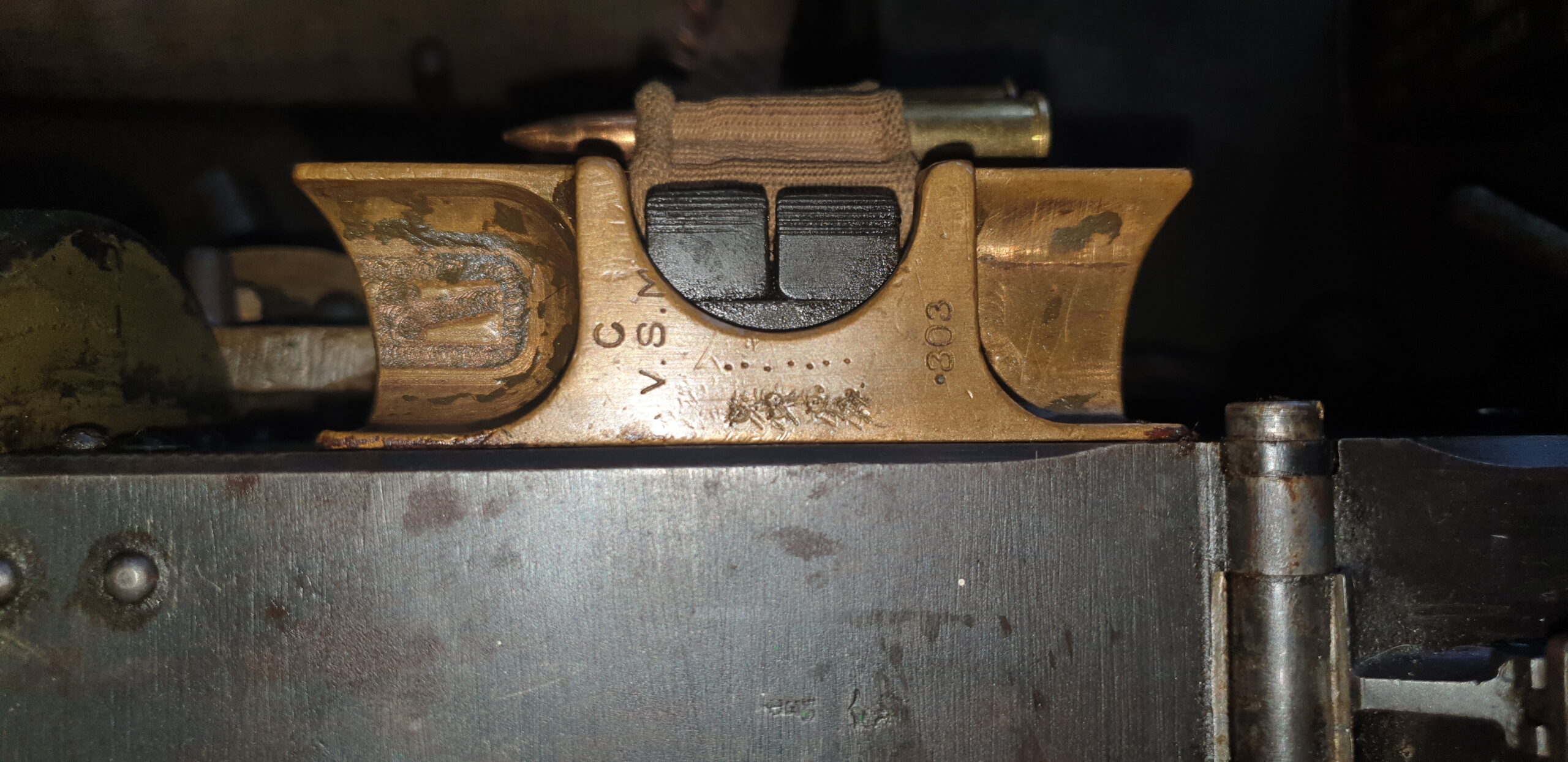 WW1 Vickers Machine Gun - Image 17