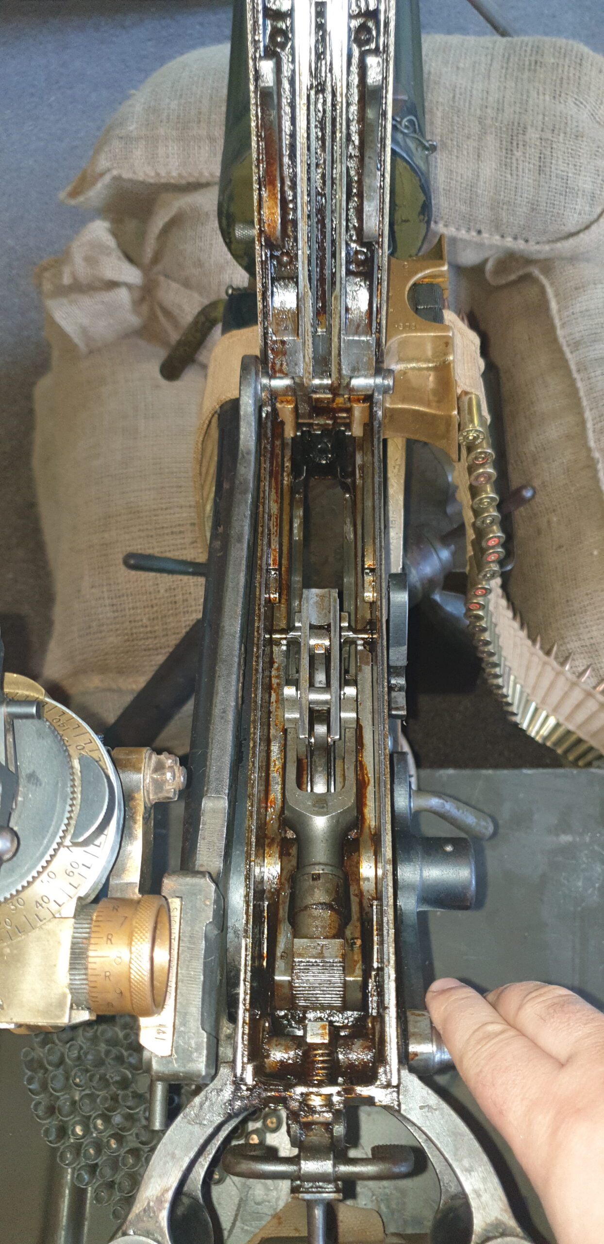 WW1 Vickers Machine Gun - Image 21