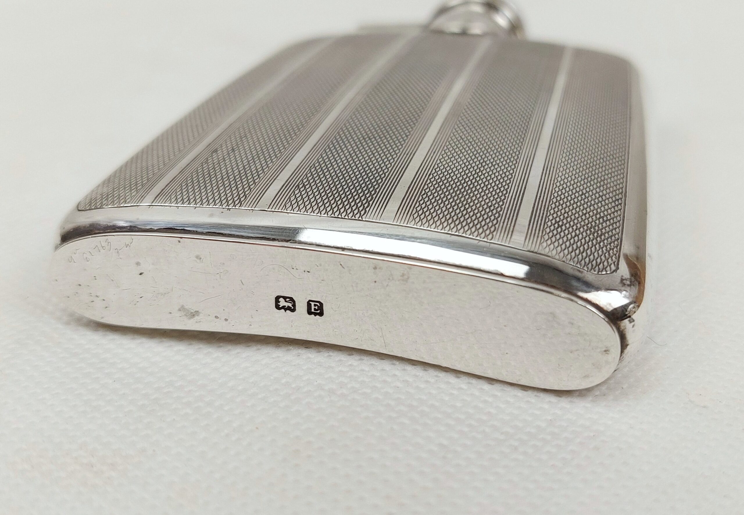 Birmingham 1929 Sterling Silver Hip Flask - Image 5