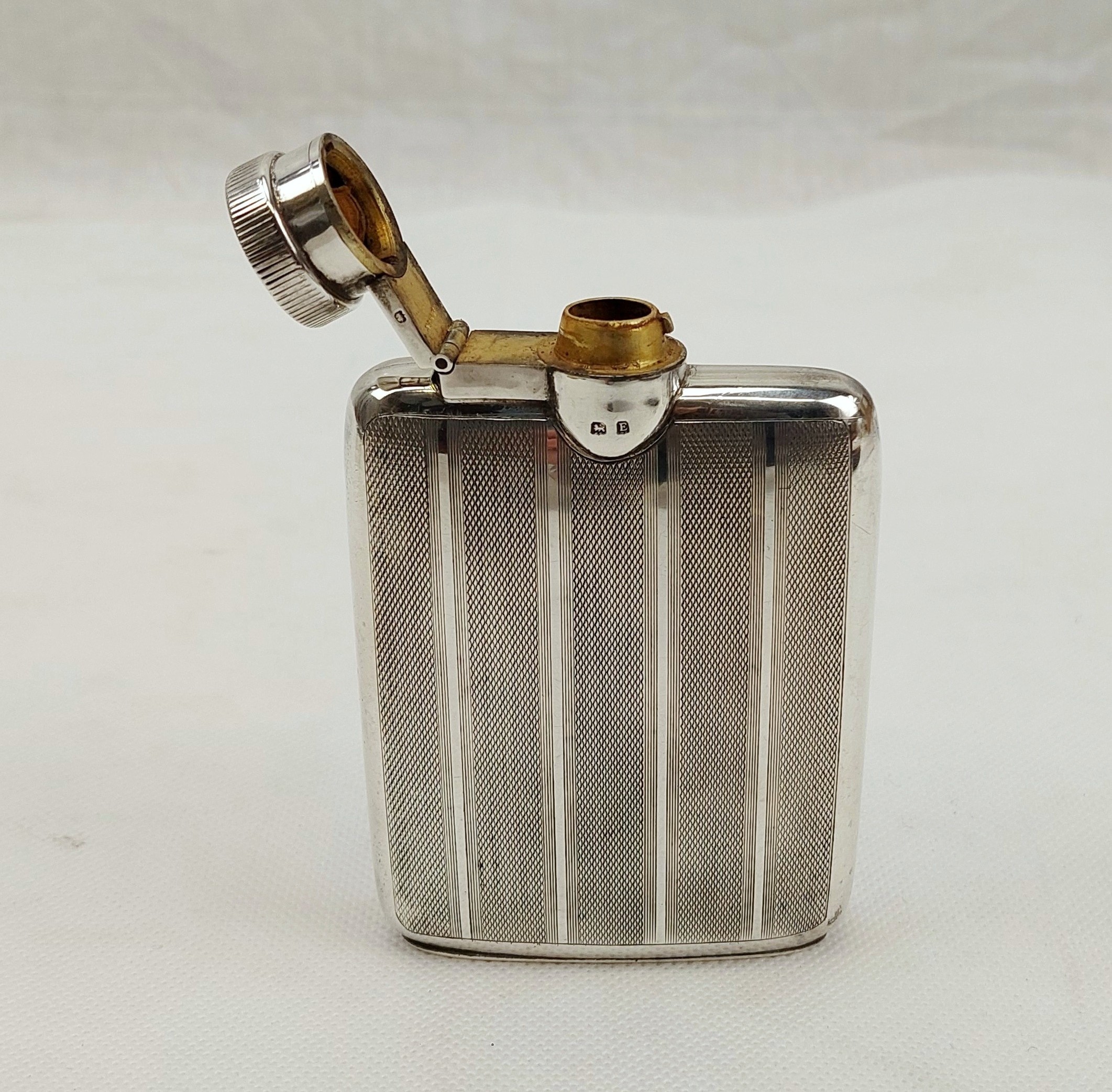 Birmingham 1929 Sterling Silver Hip Flask - Image 4