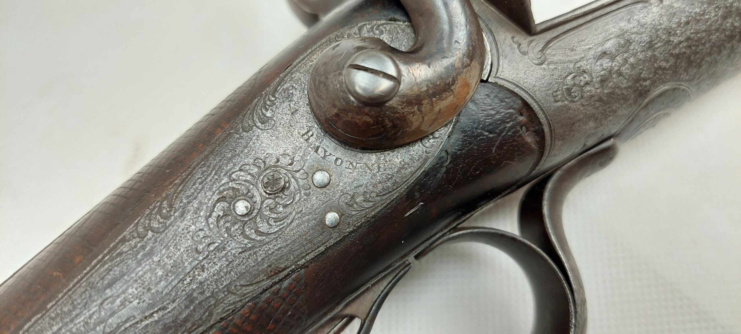 Cased Damascus Barrel Shotgun - Image 5