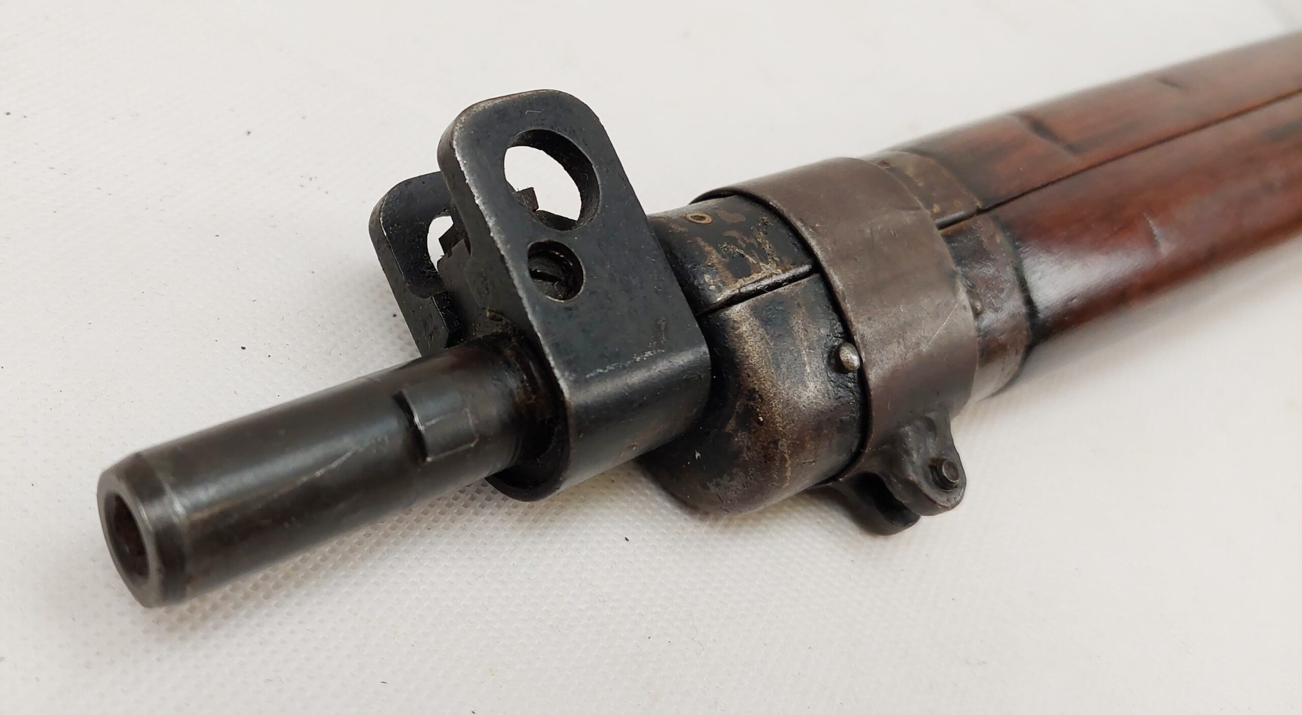 British Service Lee Enfield No 4 Mk 1* Rifle - EU Specification Deactivated - Image 10