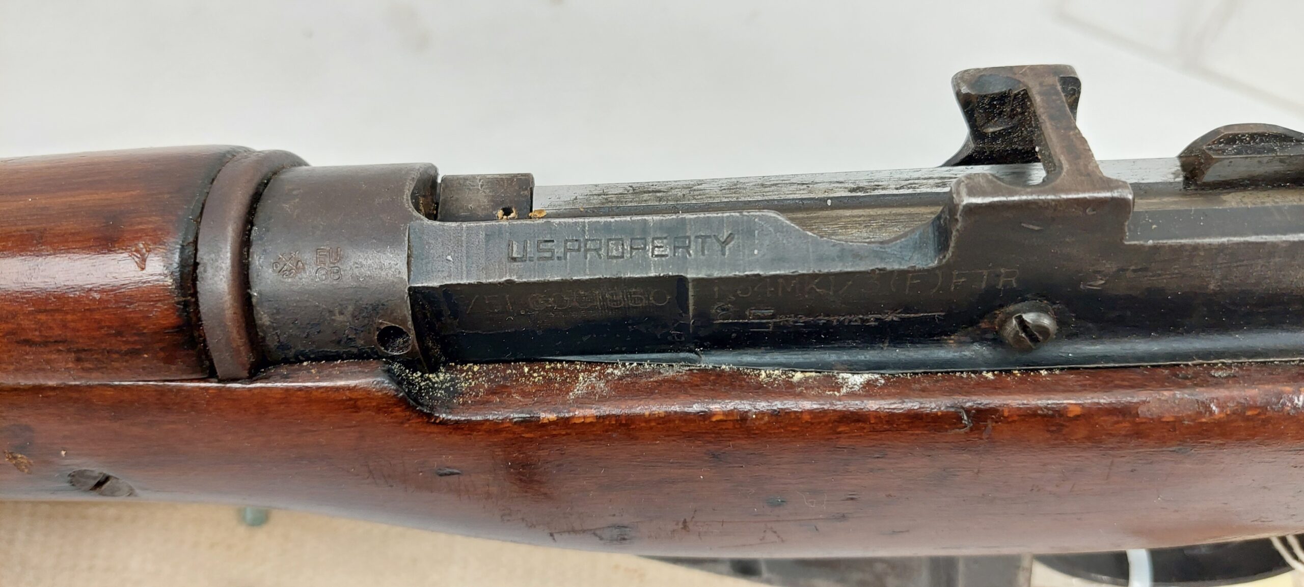British Service Lee Enfield No 4 Mk 1* Rifle - EU Specification Deactivated - Image 4