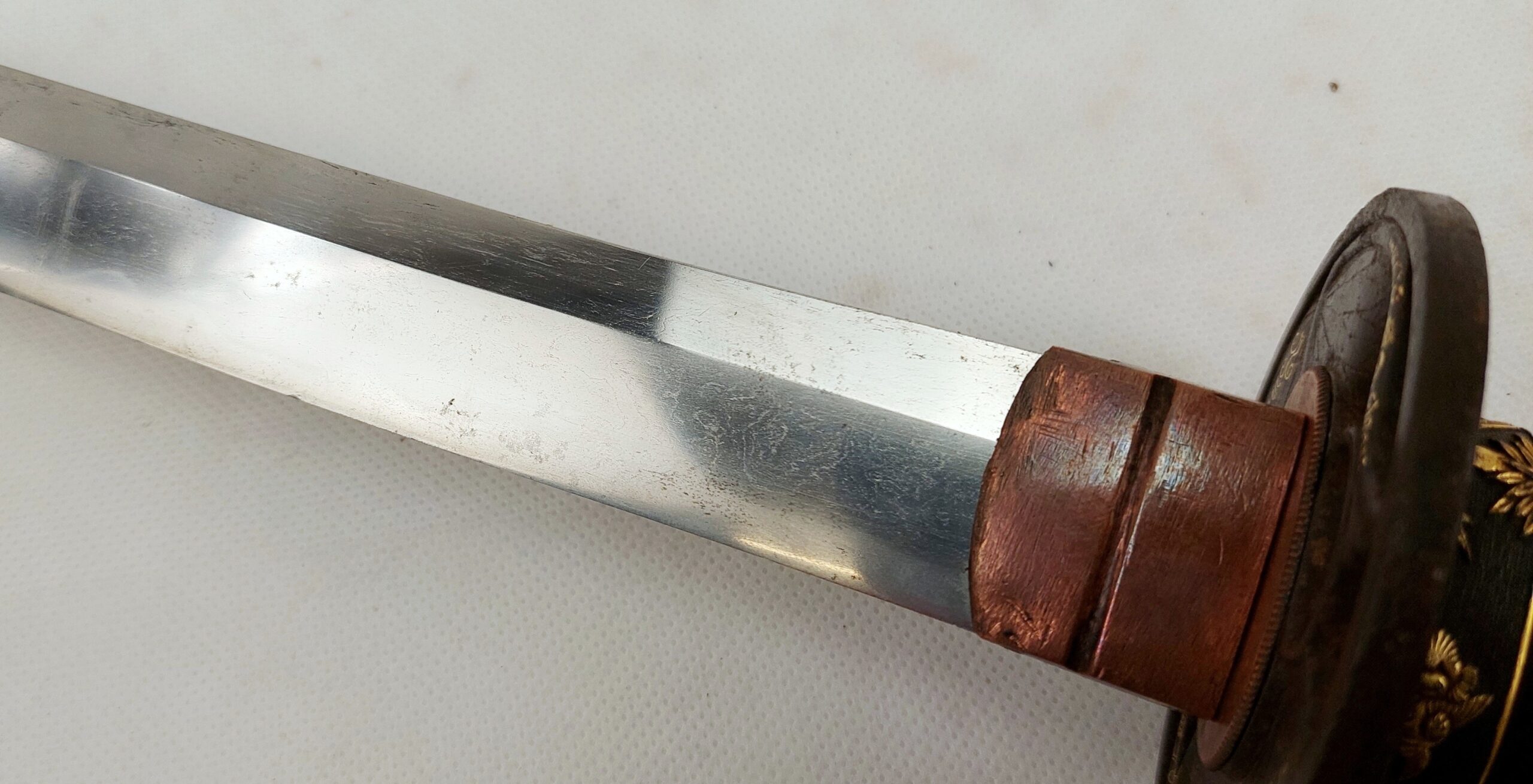 Fine Quality Circa 1550 Japanese Wakizashi With Two Hole Tang And Black Lacquered Scabbard - Image 17