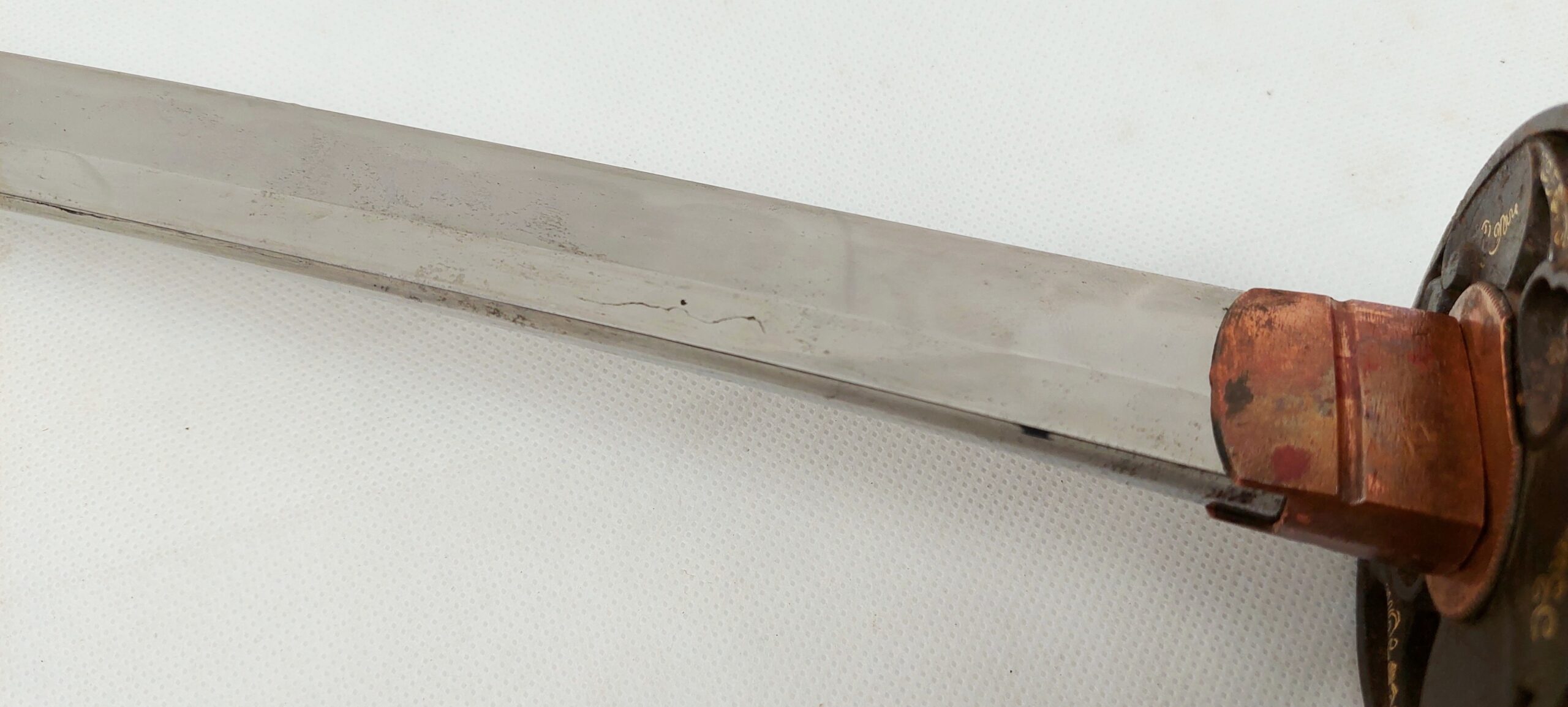 Fine Quality Circa 1550 Japanese Wakizashi With Two Hole Tang And Black Lacquered Scabbard - Image 13