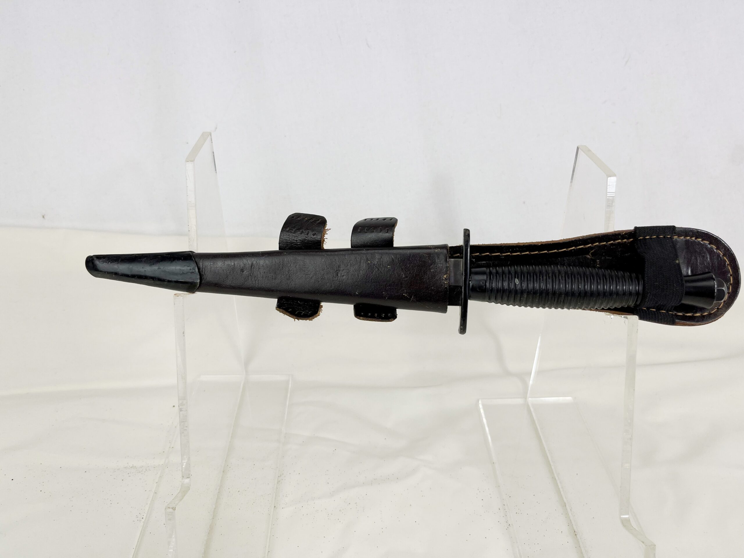 British Fairbairn-Sykes 3rd Pattern Commando Dagger Knife and Scabbard #4 - Image 5
