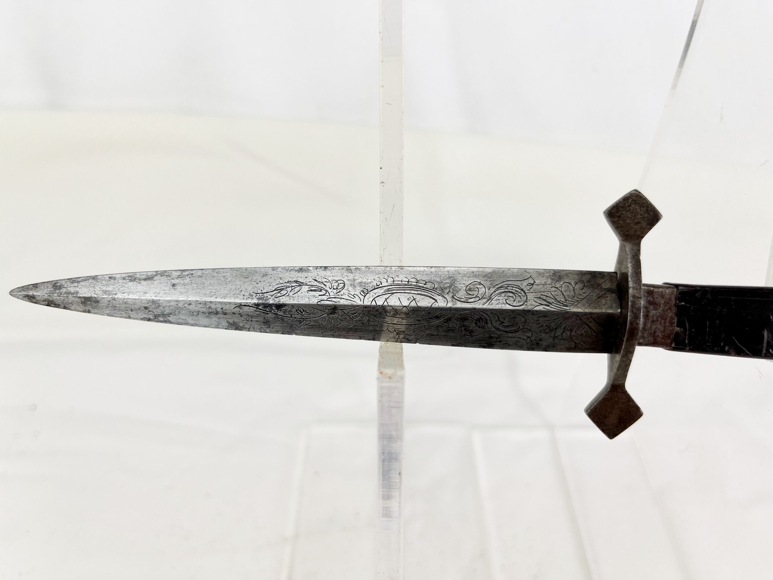 Early Victorian Prostitute's Garter Dagger - Image 3